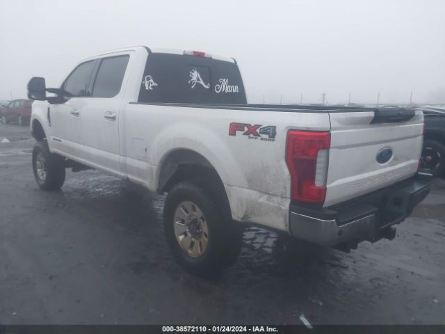 Photo 2 VIN: 1FT7W2BT0JEC58751 - FORD F-250 