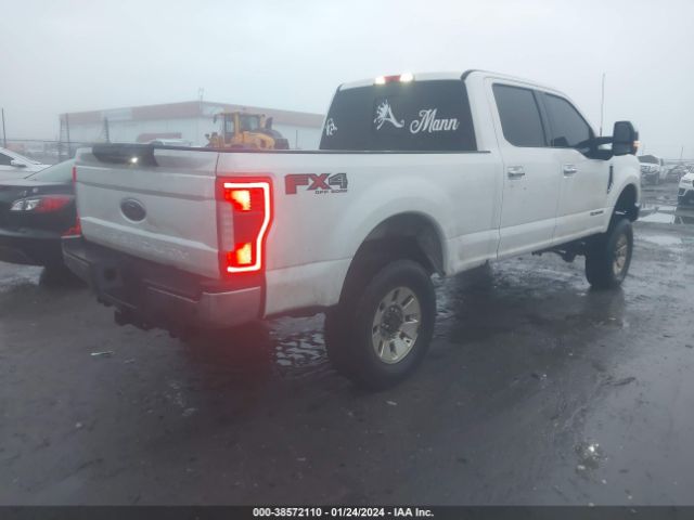 Photo 3 VIN: 1FT7W2BT0JEC58751 - FORD F-250 