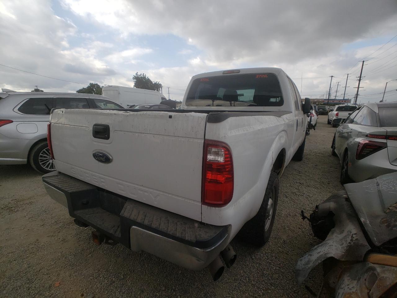 Photo 2 VIN: 1FT7W2BT1GEA21906 - FORD F250 