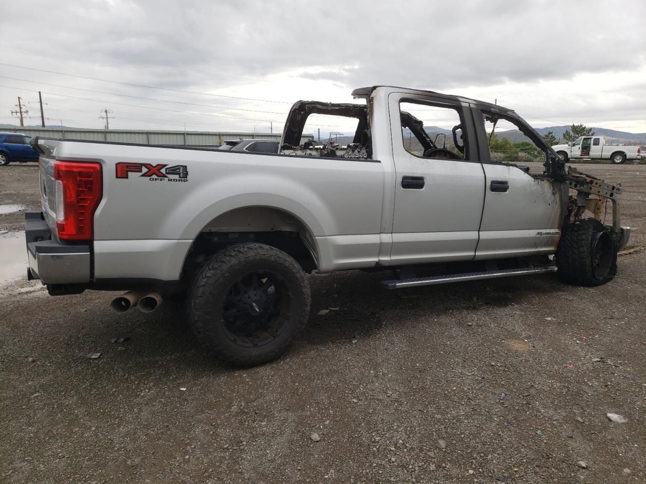 Photo 2 VIN: 1FT7W2BT1HEC15580 - FORD F250 