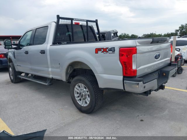 Photo 2 VIN: 1FT7W2BT1HEE58001 - FORD F-250 