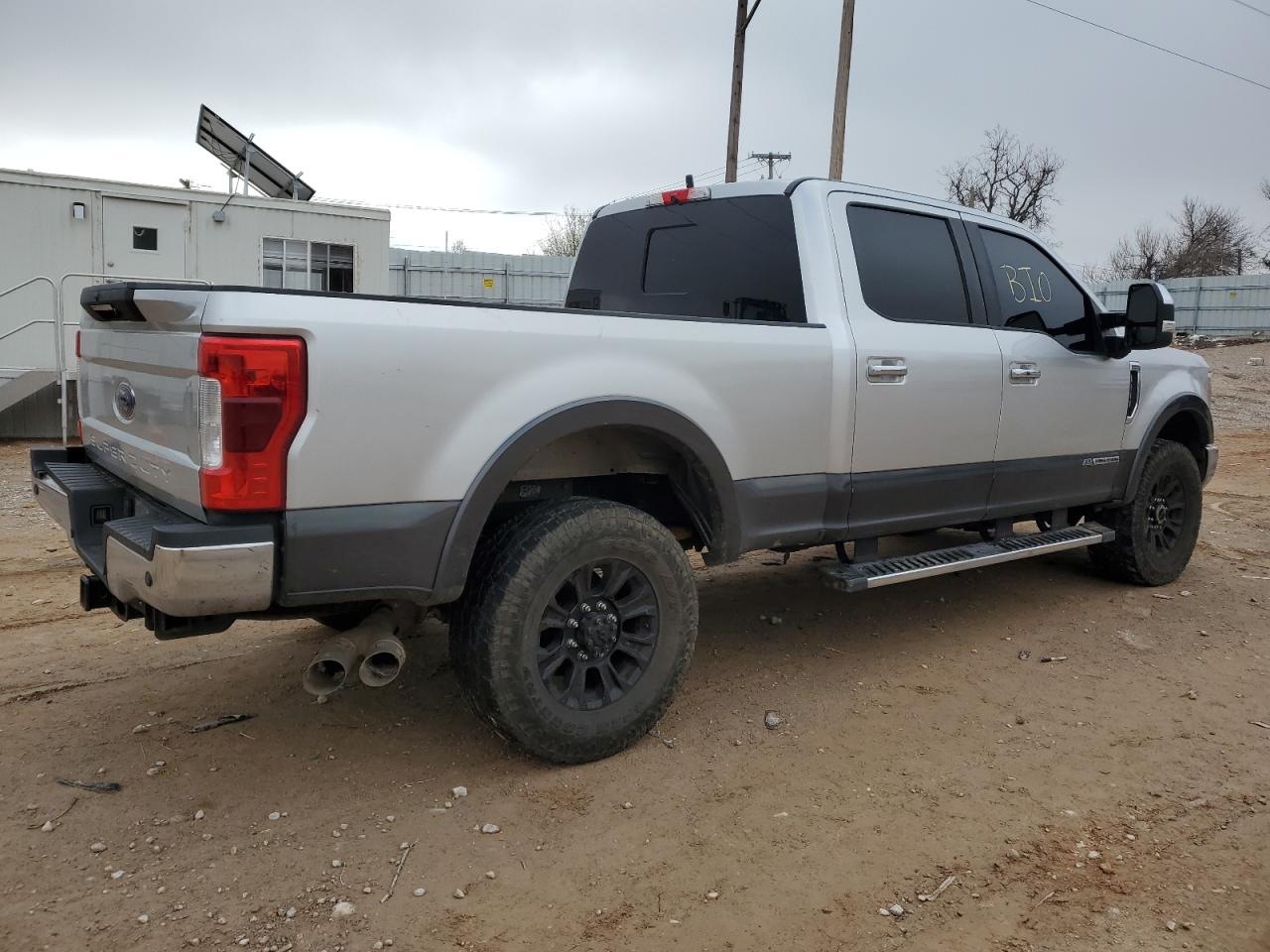 Photo 2 VIN: 1FT7W2BT1HEF36258 - FORD F250 