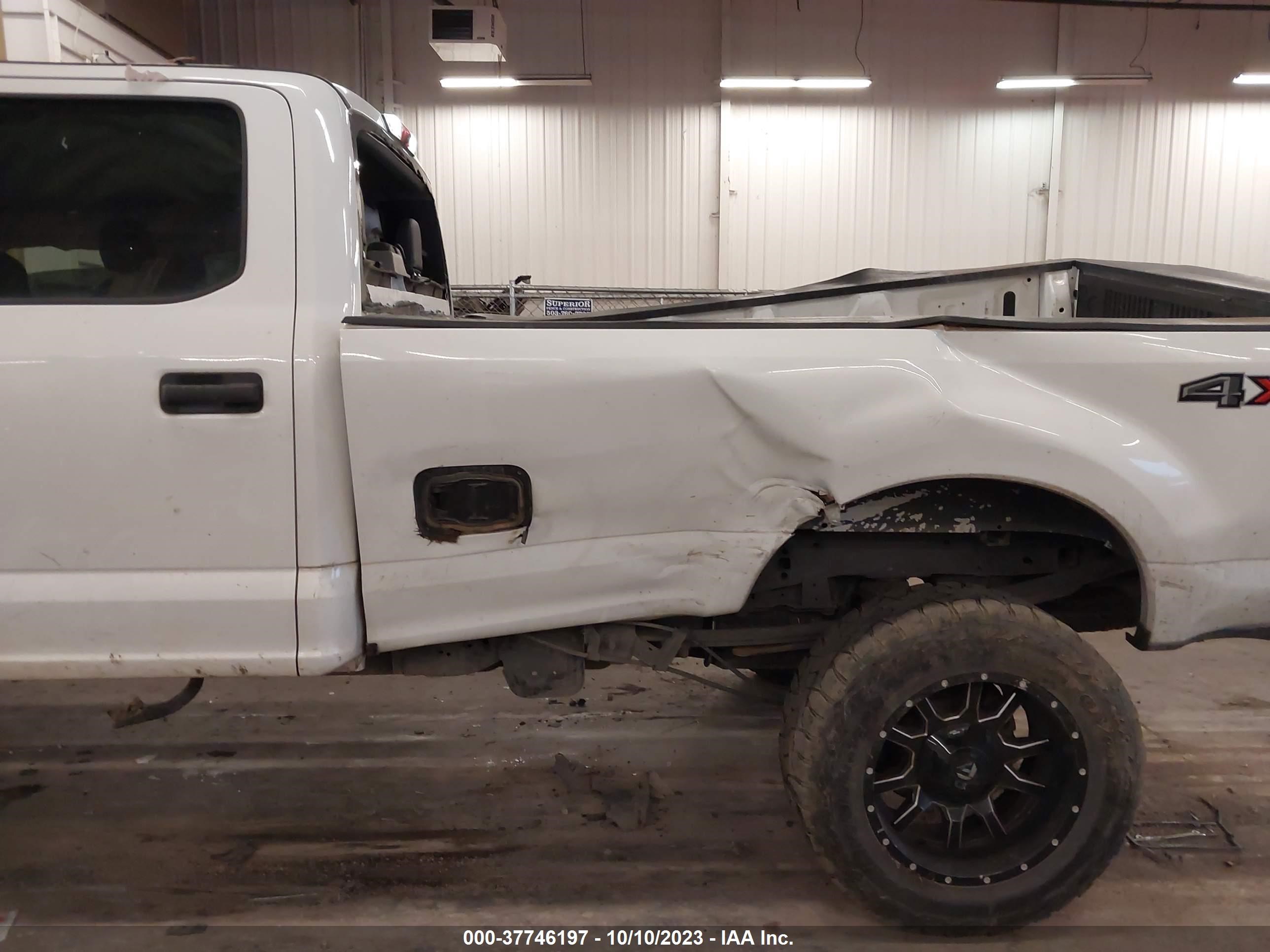 Photo 5 VIN: 1FT7W2BT1JEC26813 - FORD F250 