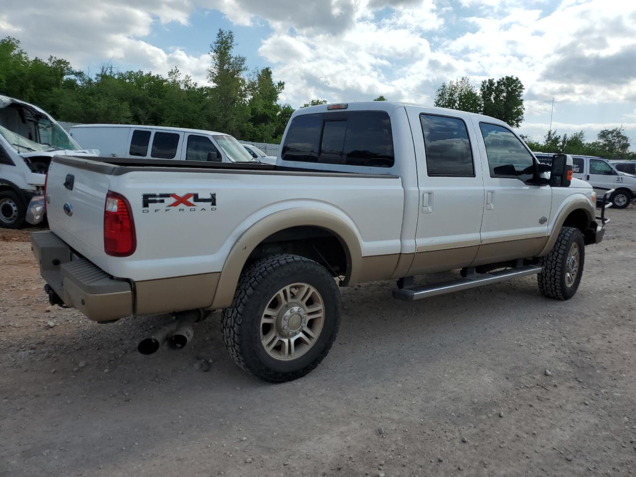 Photo 2 VIN: 1FT7W2BT2BEB13633 - FORD F250 