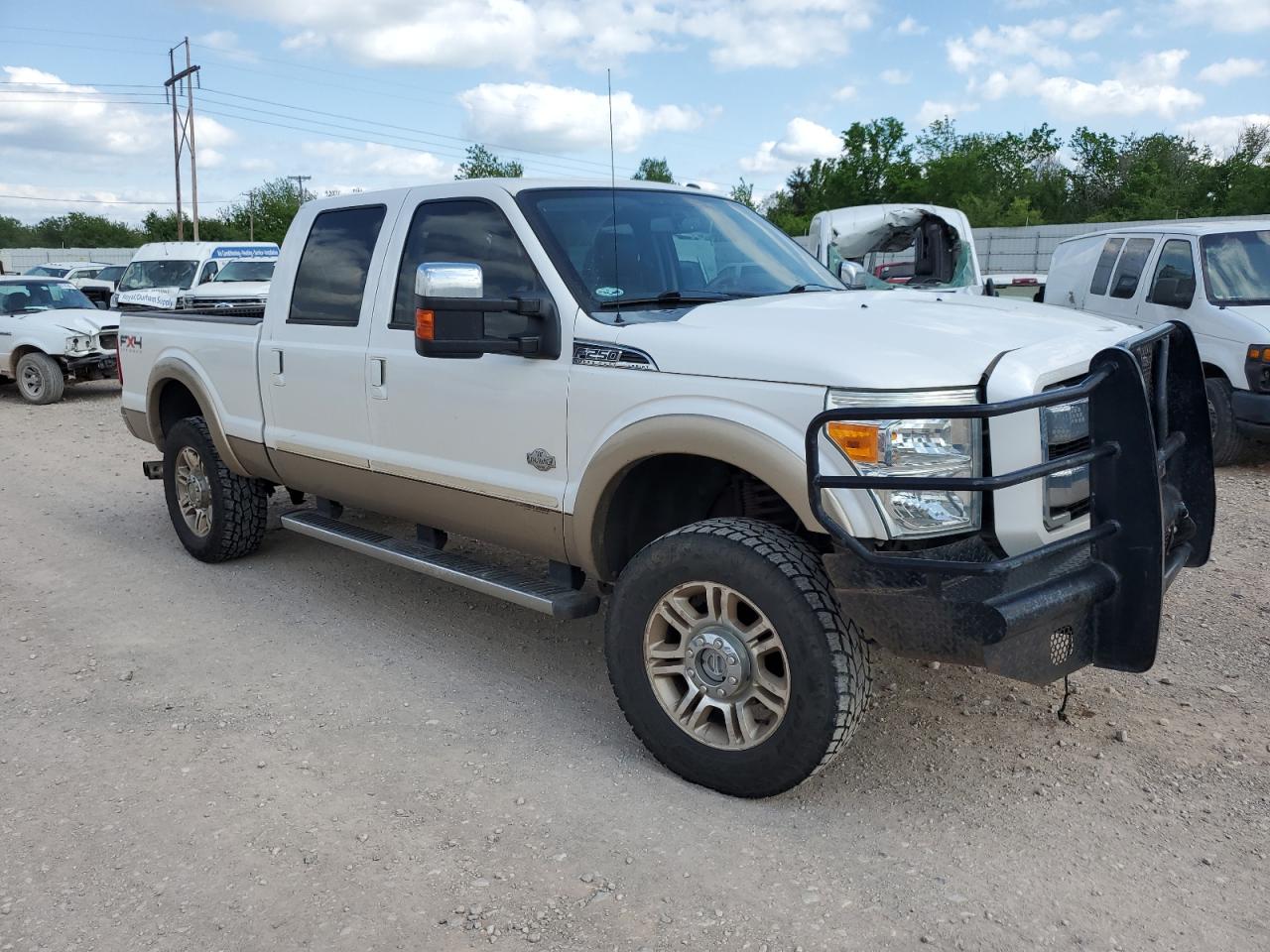 Photo 3 VIN: 1FT7W2BT2BEB13633 - FORD F250 