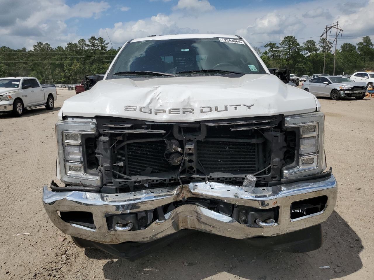 Photo 4 VIN: 1FT7W2BT2HED03781 - FORD F250 