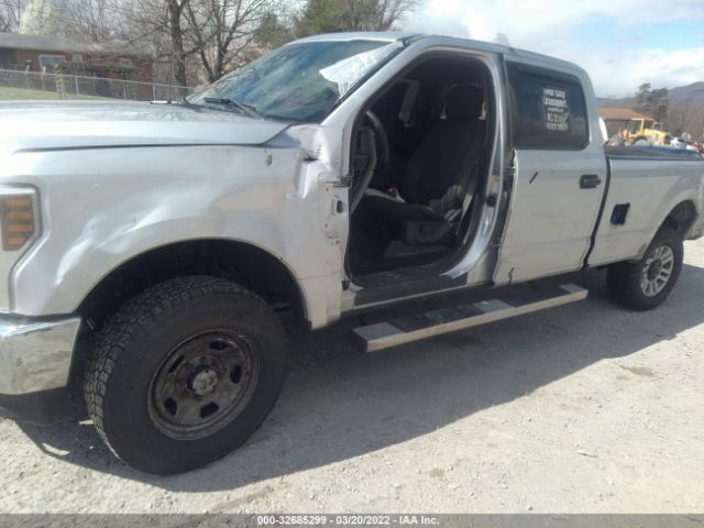 Photo 5 VIN: 1FT7W2BT2JEB39454 - FORD SUPER DUTY F-250 SRW 