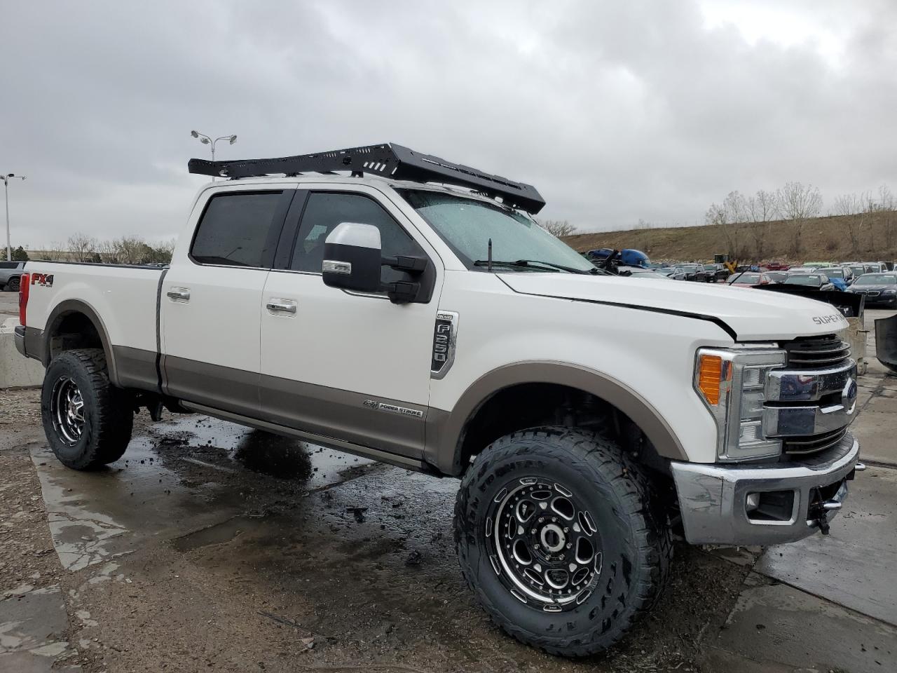 Photo 3 VIN: 1FT7W2BT2JEB60112 - FORD F250 