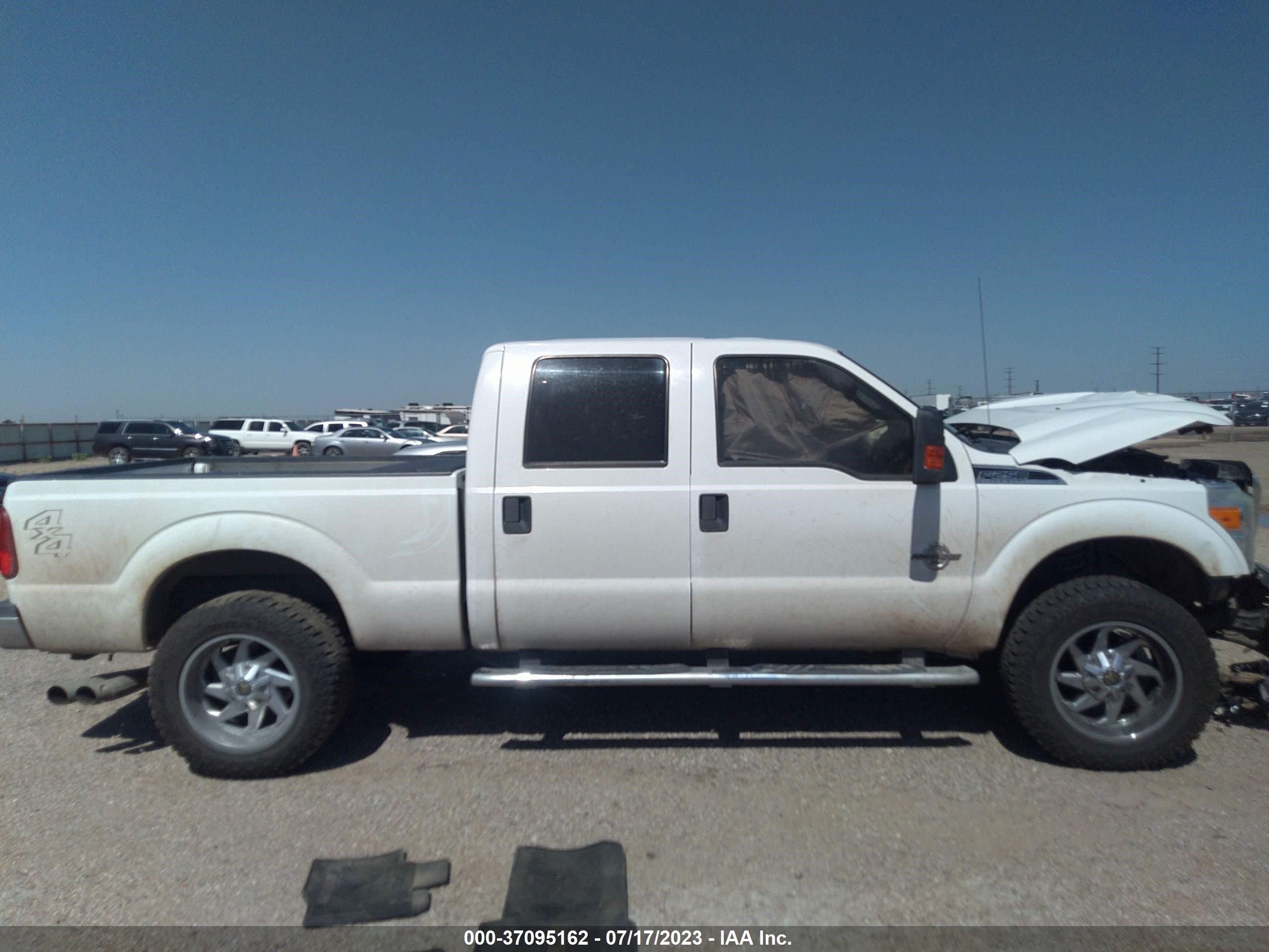 Photo 11 VIN: 1FT7W2BT3CEC25679 - FORD F250 