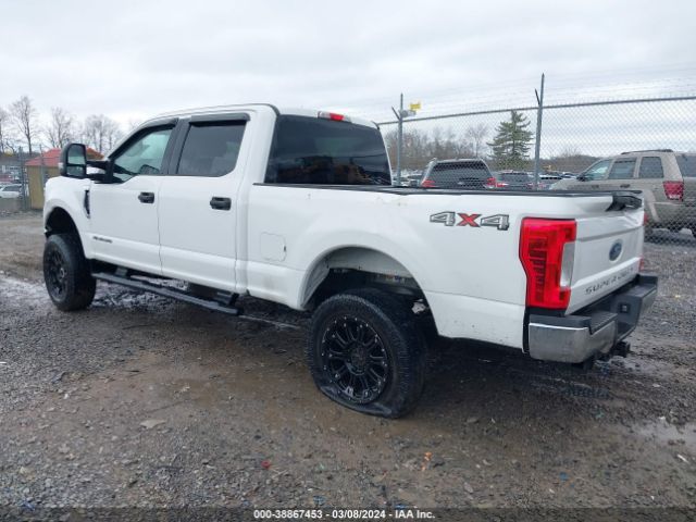 Photo 2 VIN: 1FT7W2BT3HEE89721 - FORD F-250 