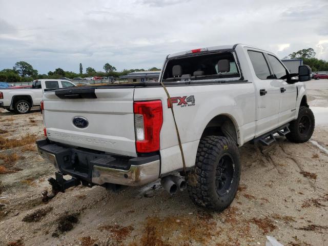 Photo 3 VIN: 1FT7W2BT3JEB05233 - FORD F250 SUPER 