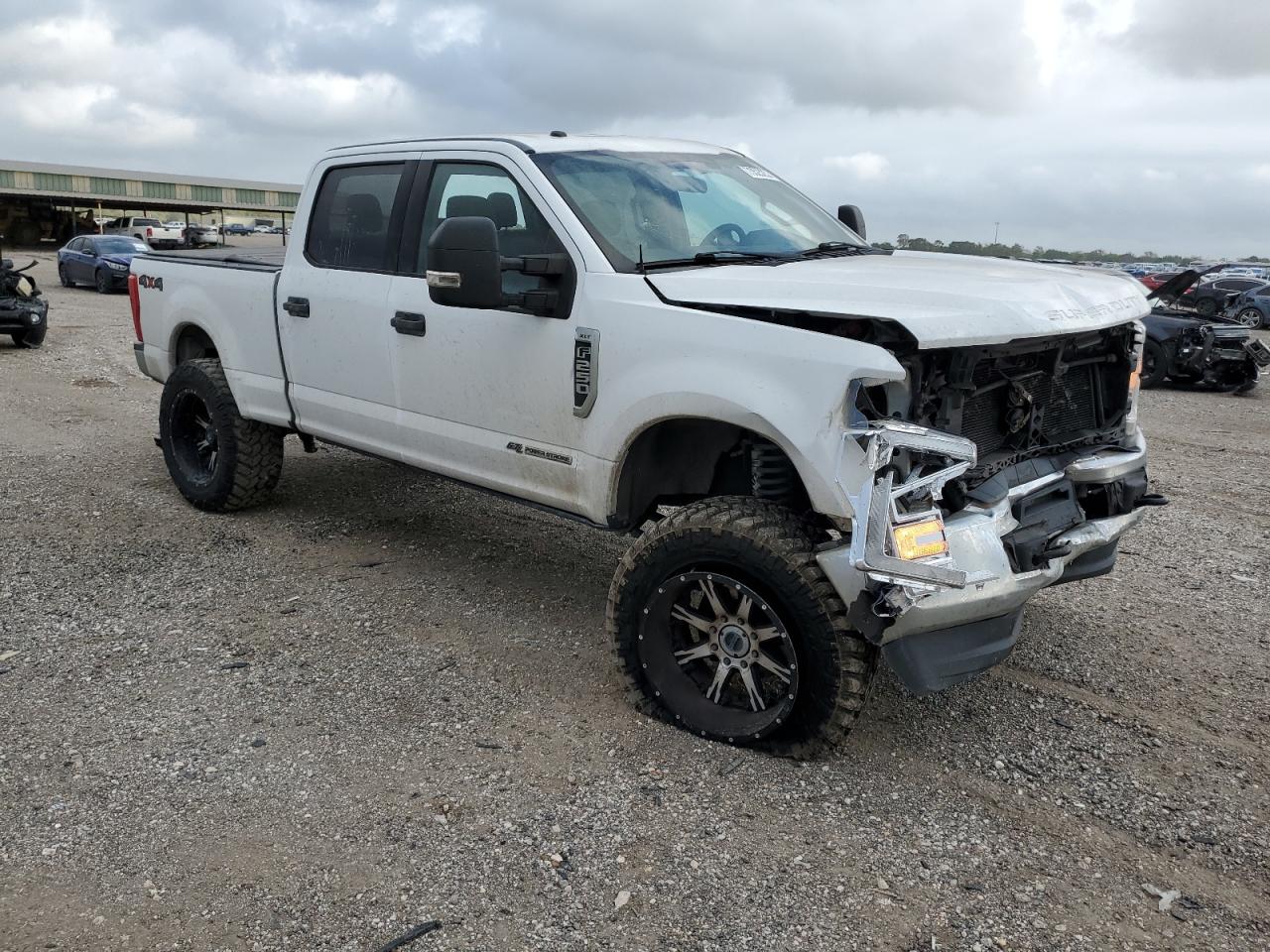 Photo 3 VIN: 1FT7W2BT4HEB53821 - FORD F250 