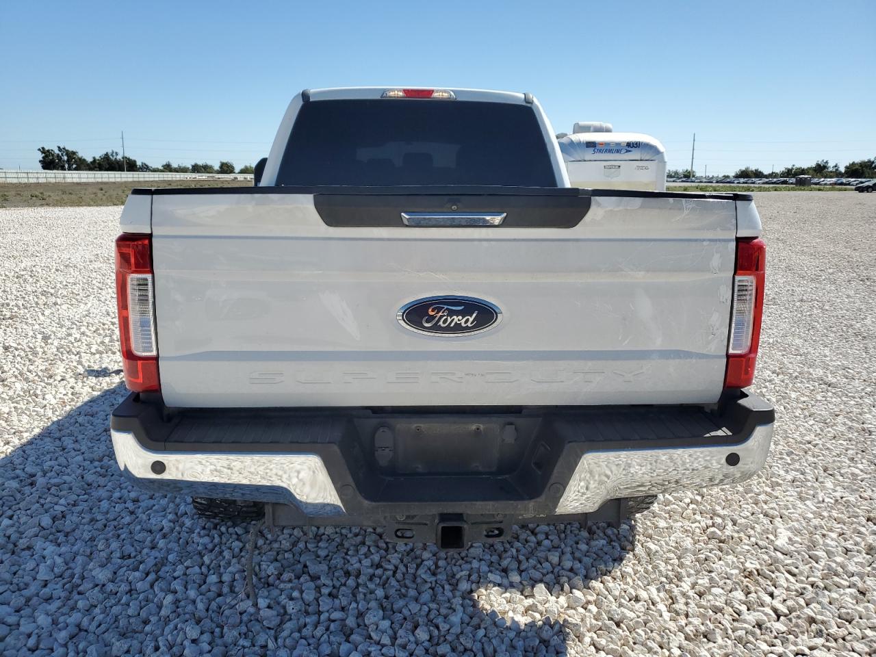 Photo 5 VIN: 1FT7W2BT4JEB04124 - FORD F250 