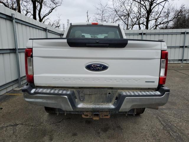 Photo 5 VIN: 1FT7W2BT4JEC35960 - FORD F250 