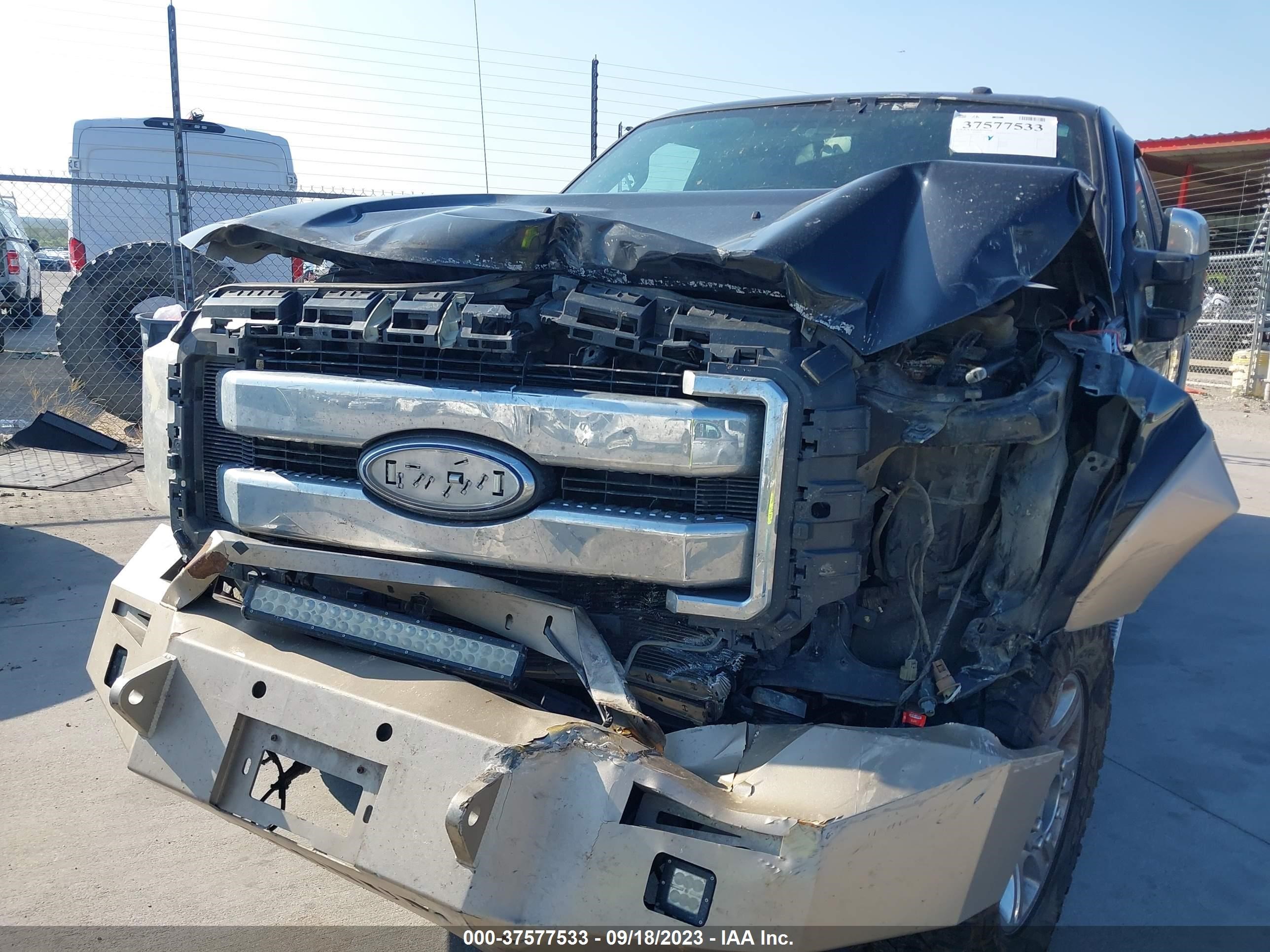 Photo 5 VIN: 1FT7W2BT5DEA97267 - FORD F250 