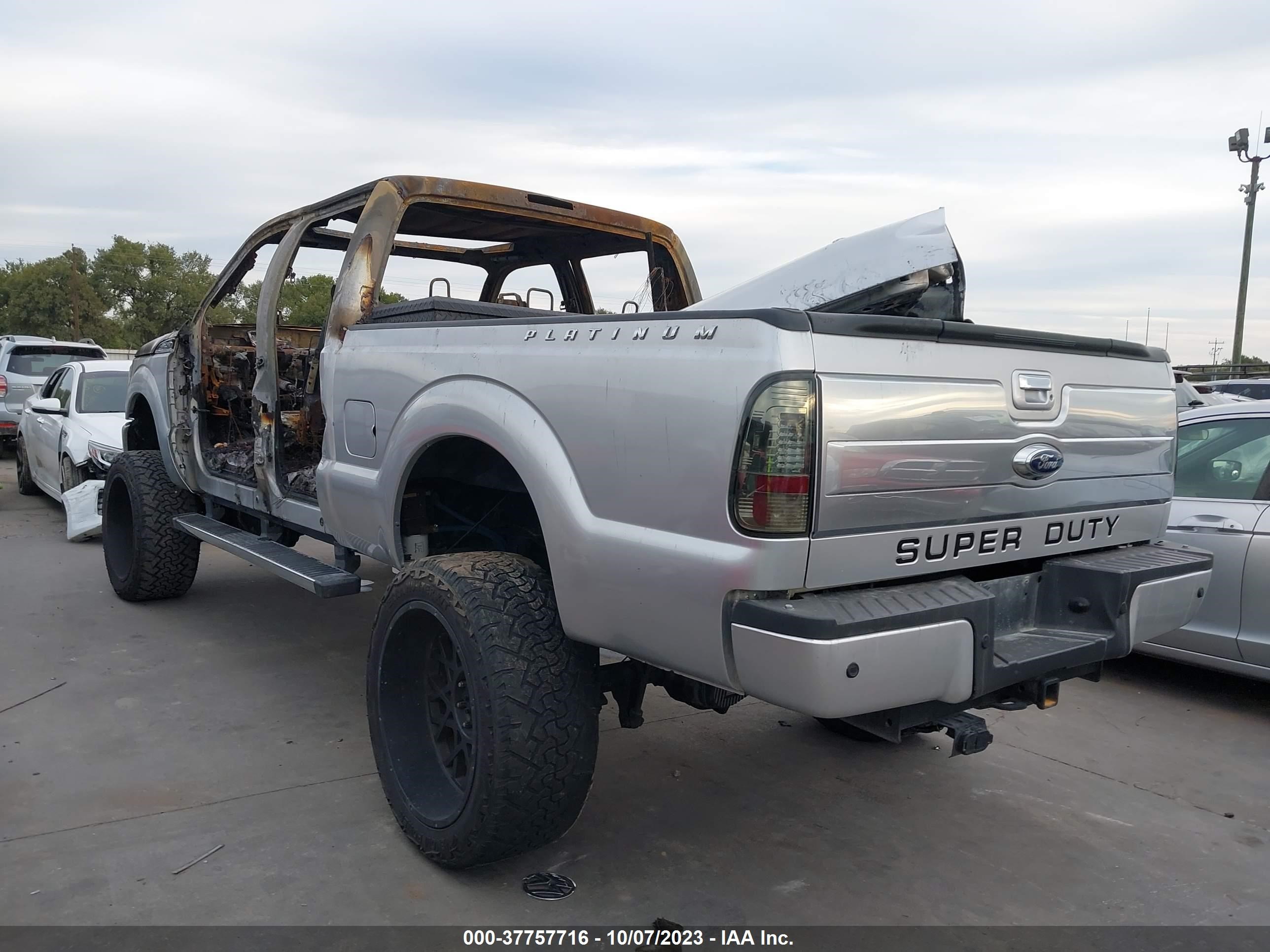 Photo 2 VIN: 1FT7W2BT6DEA15787 - FORD F250 