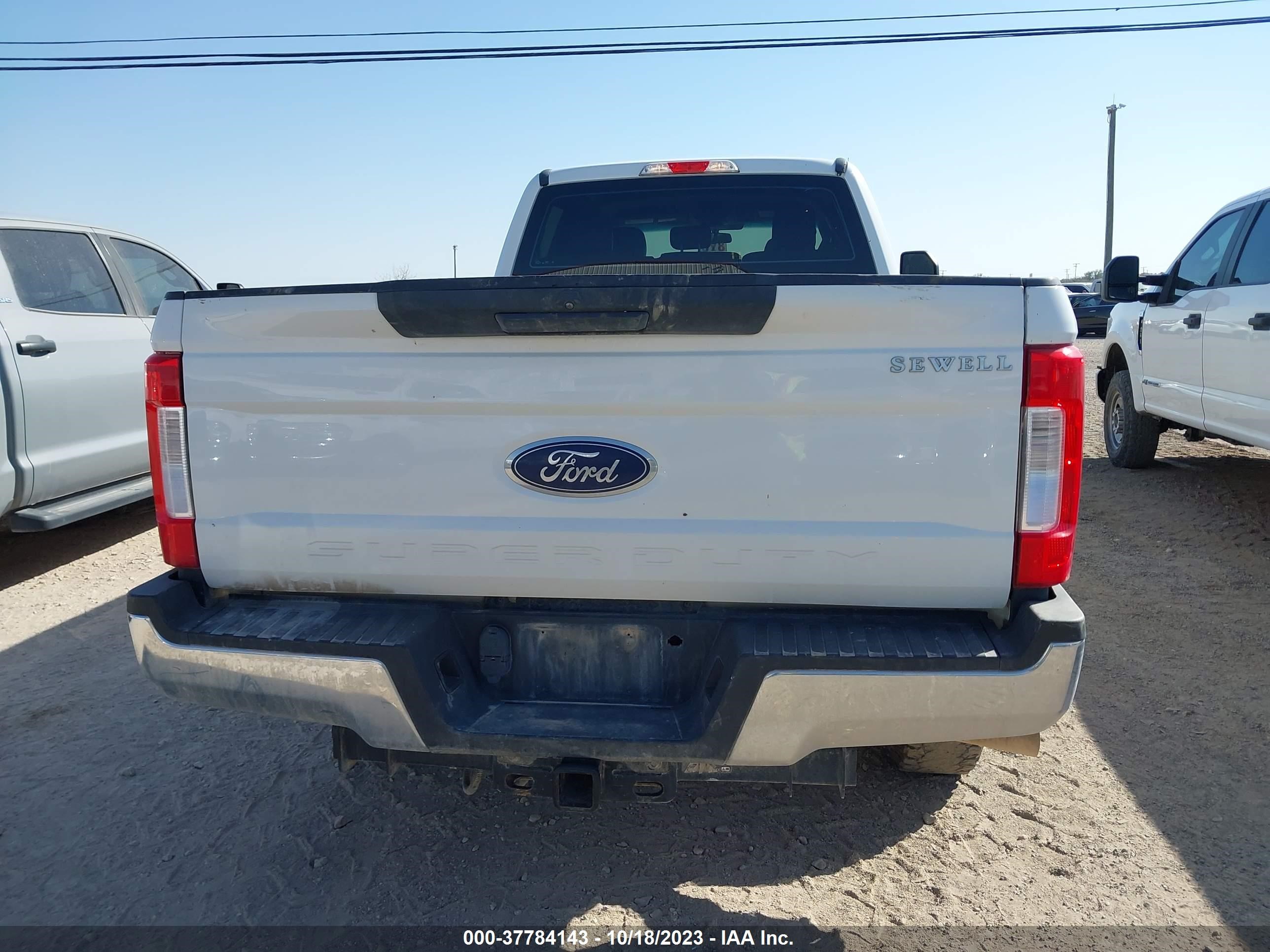 Photo 15 VIN: 1FT7W2BT6JEB31258 - FORD F250 