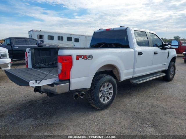 Photo 3 VIN: 1FT7W2BT6NEG02301 - FORD F-250 