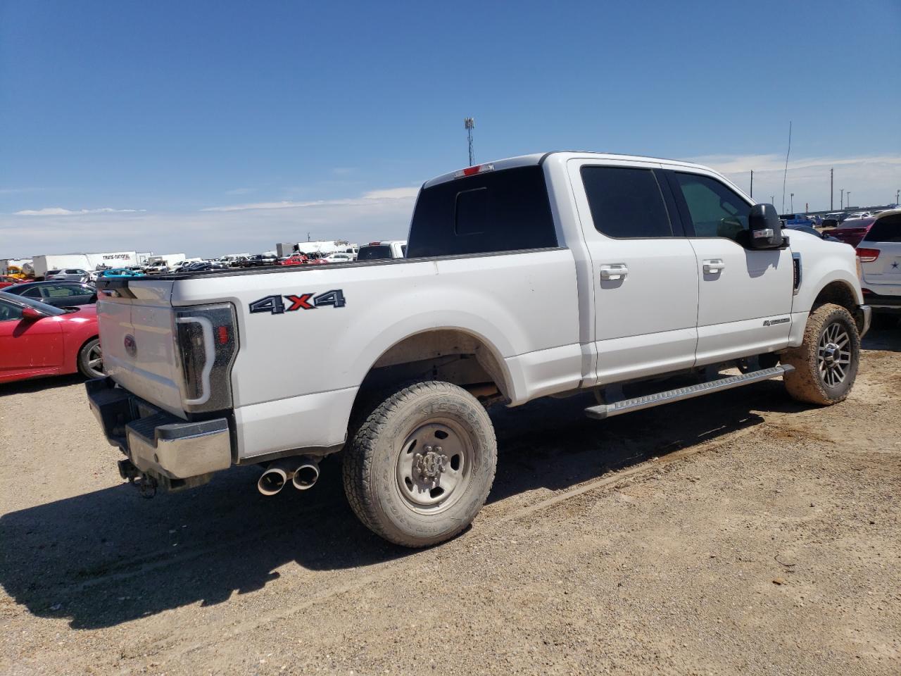 Photo 2 VIN: 1FT7W2BT7HEE13130 - FORD F250 