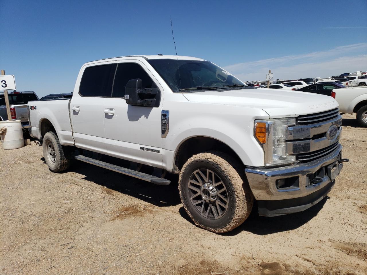 Photo 3 VIN: 1FT7W2BT7HEE13130 - FORD F250 