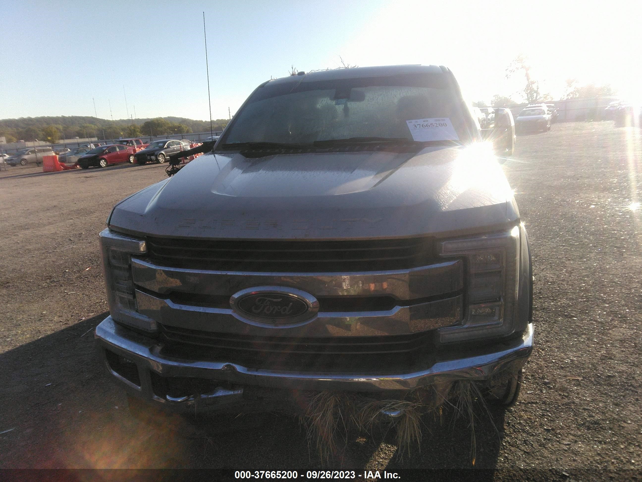 Photo 11 VIN: 1FT7W2BT7JEC78608 - FORD F250 