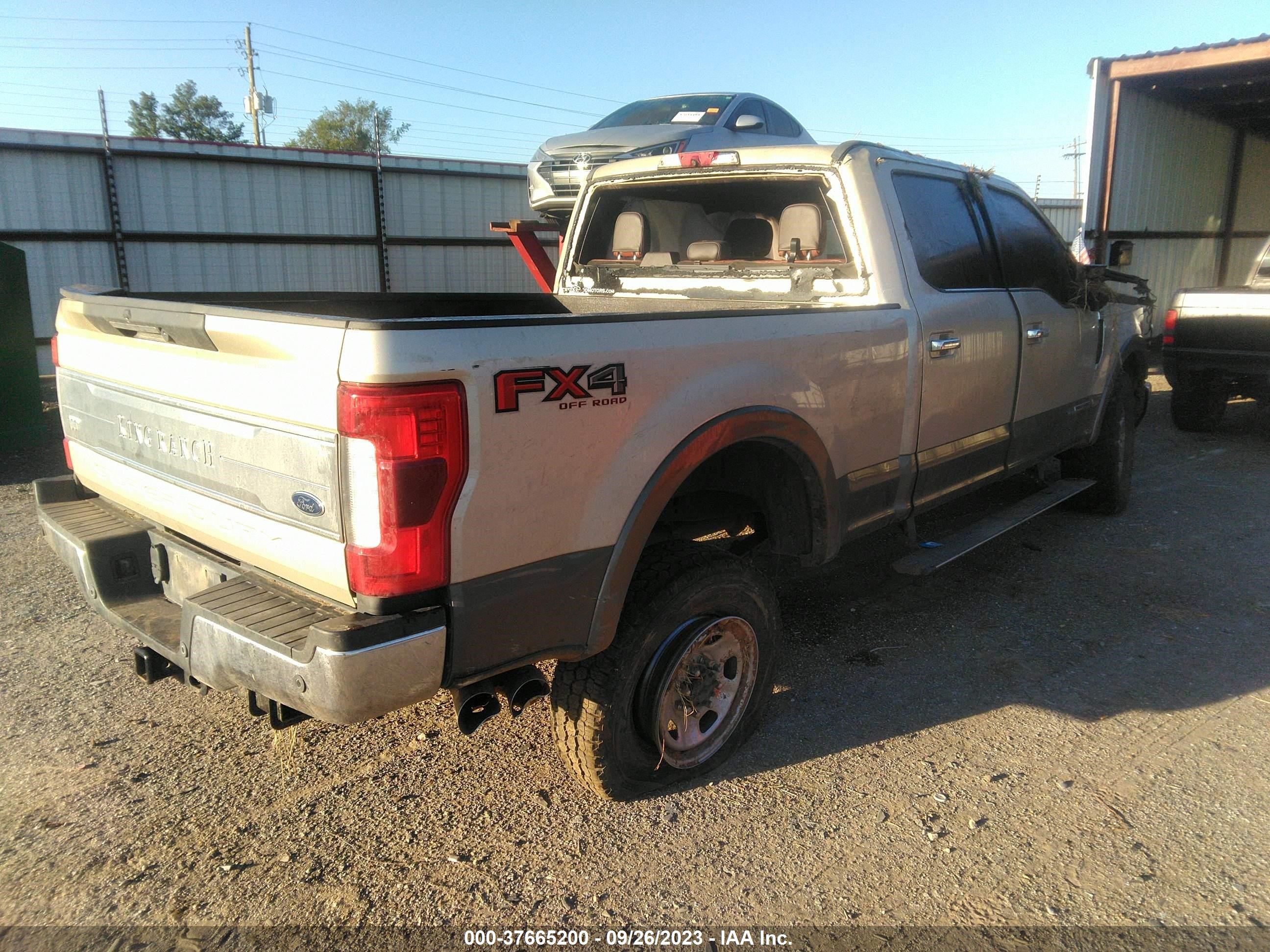 Photo 3 VIN: 1FT7W2BT7JEC78608 - FORD F250 