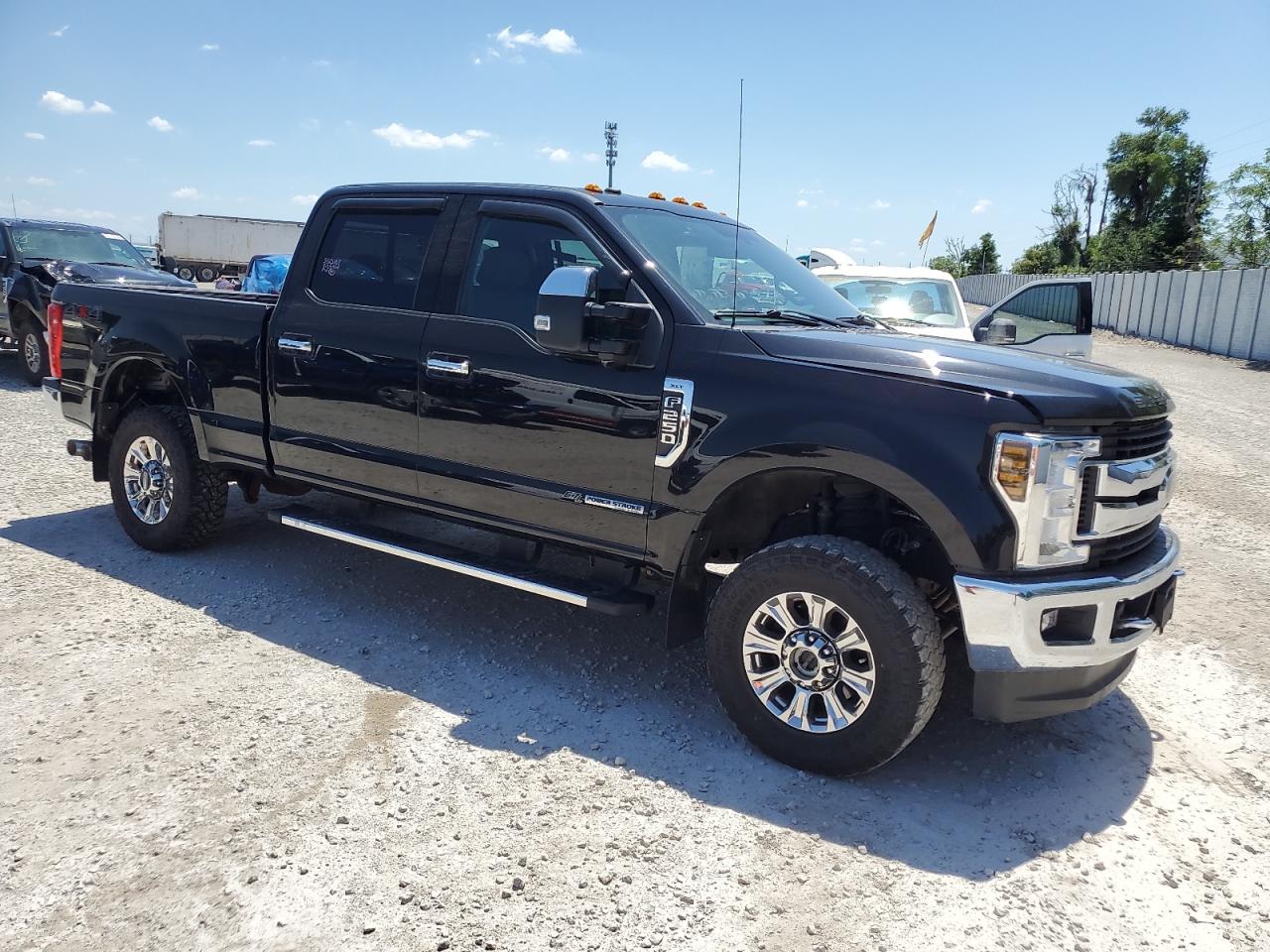 Photo 3 VIN: 1FT7W2BT7KED23497 - FORD F250 