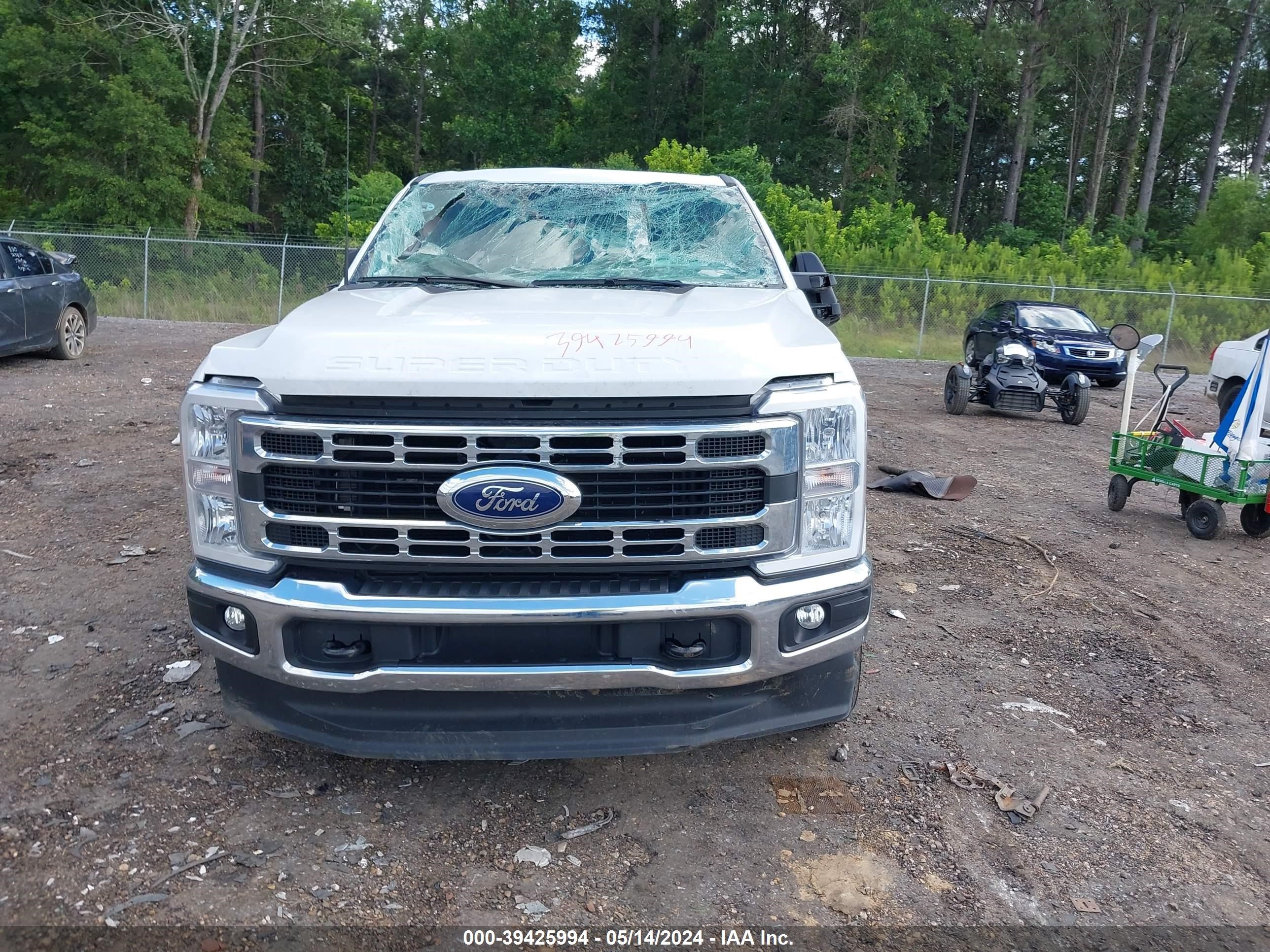 Photo 12 VIN: 1FT7W2BT7REC64462 - FORD F250 