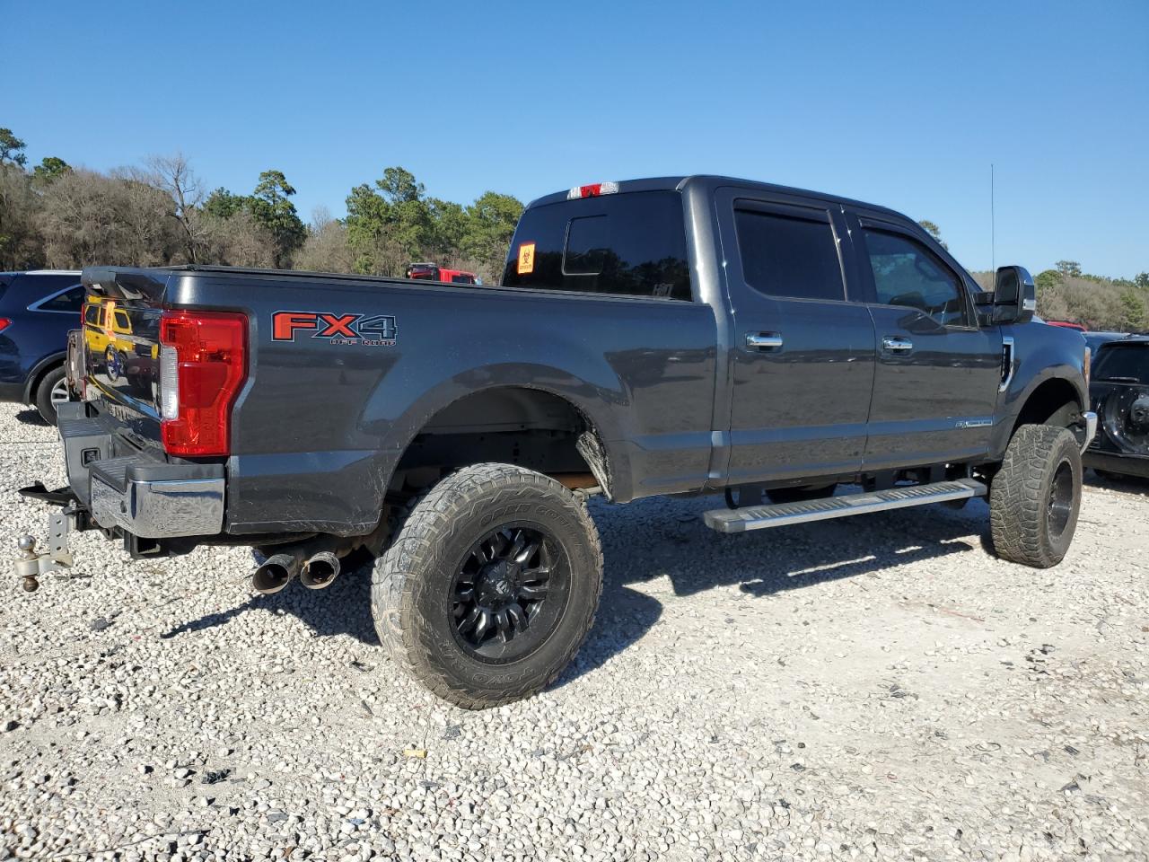 Photo 2 VIN: 1FT7W2BT8HEC07766 - FORD F250 