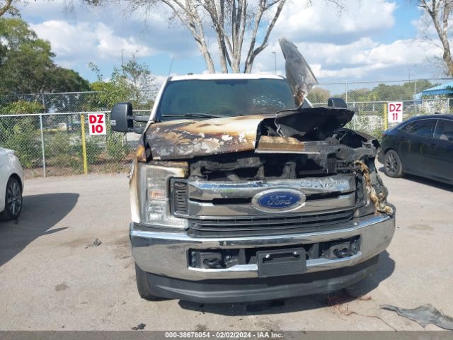 Photo 5 VIN: 1FT7W2BT8JEC80738 - FORD F-250 