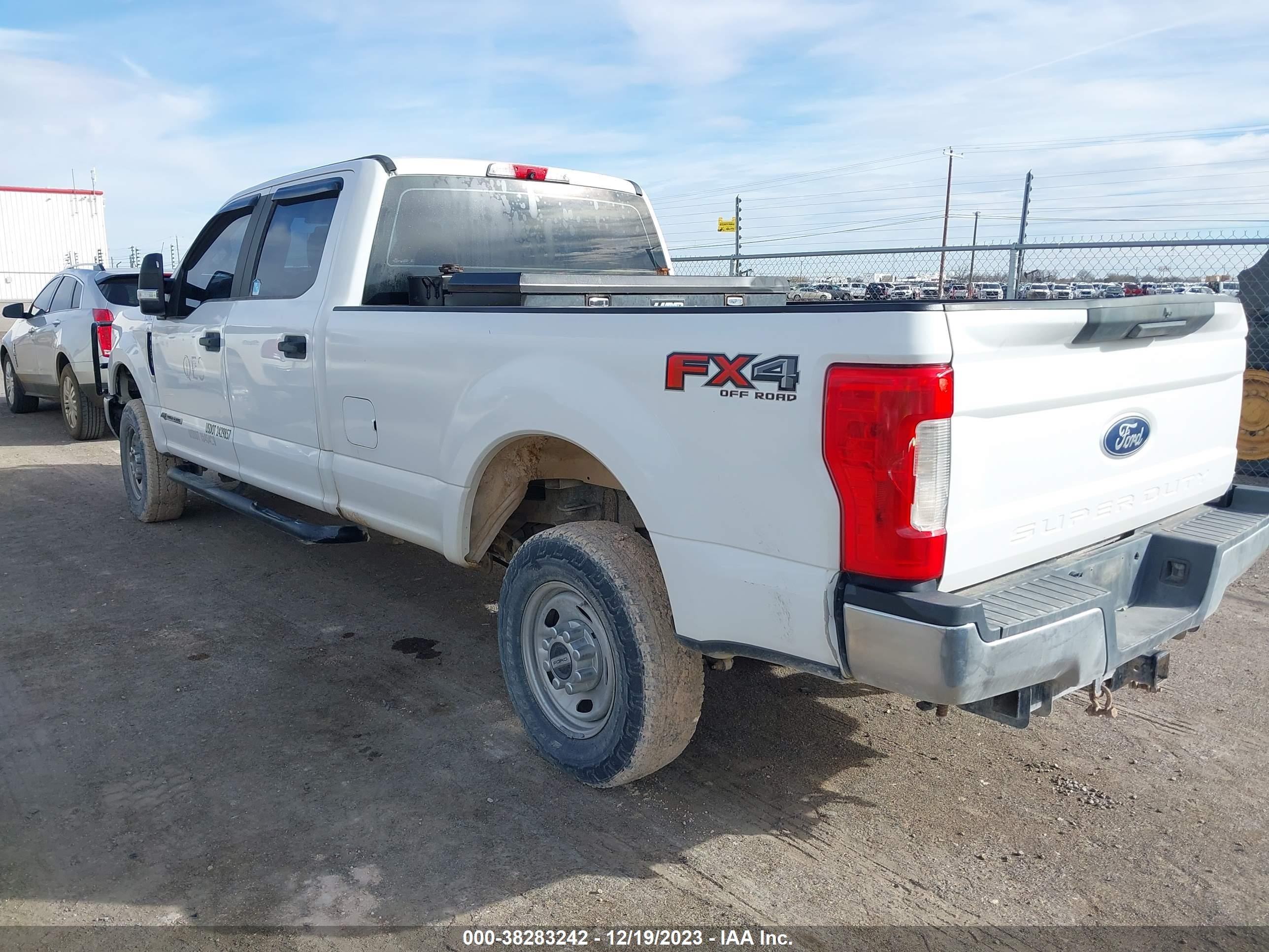 Photo 12 VIN: 1FT7W2BT9HEE32200 - FORD F250 