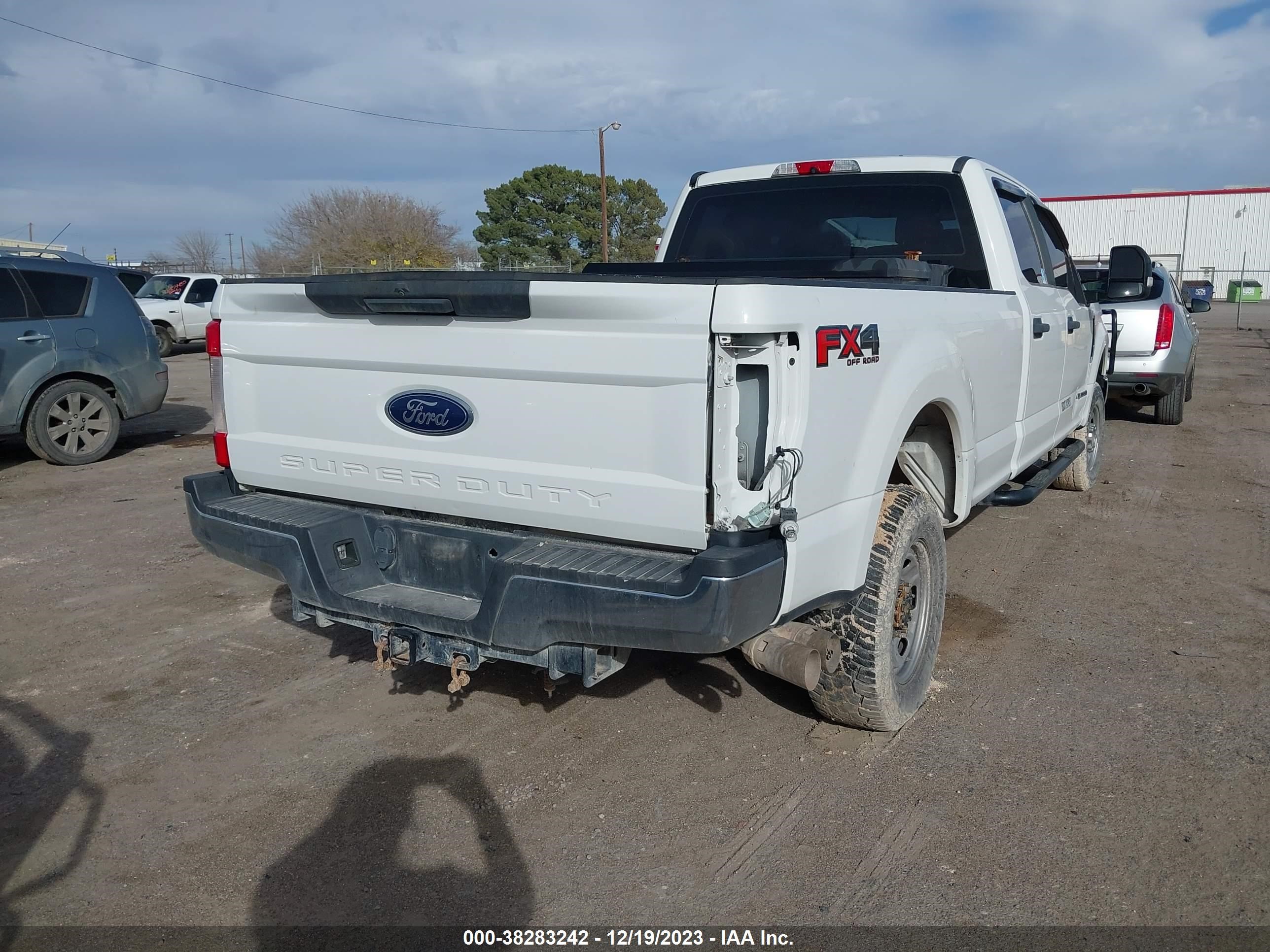 Photo 5 VIN: 1FT7W2BT9HEE32200 - FORD F250 