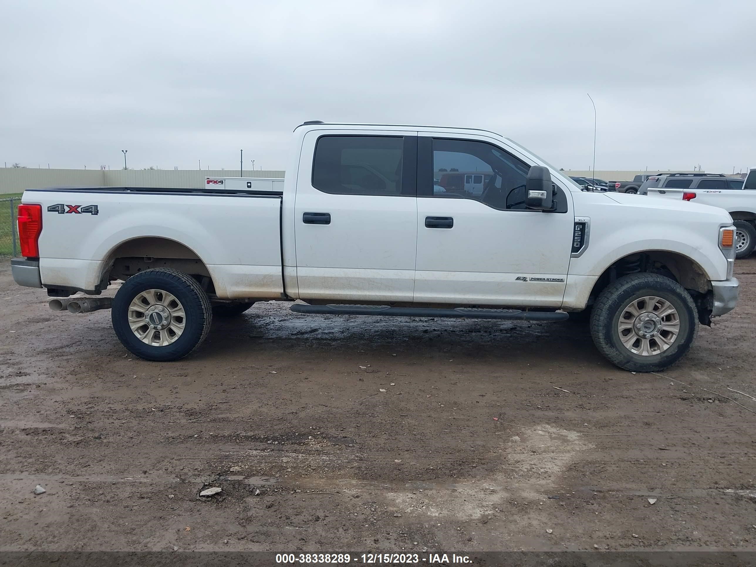 Photo 12 VIN: 1FT7W2BT9MED43365 - FORD F250 