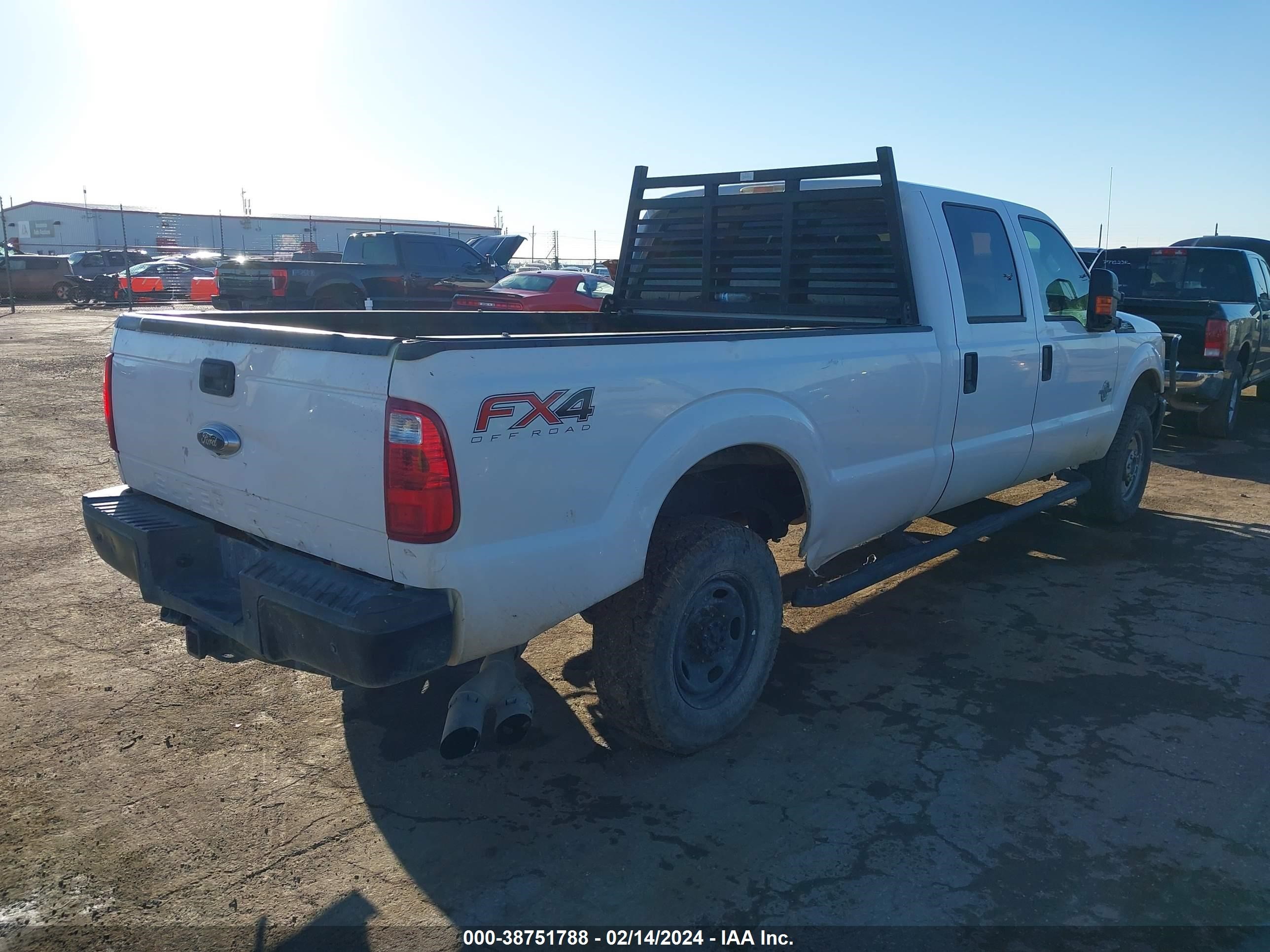 Photo 3 VIN: 1FT7W2BTXFEA76465 - FORD F250 