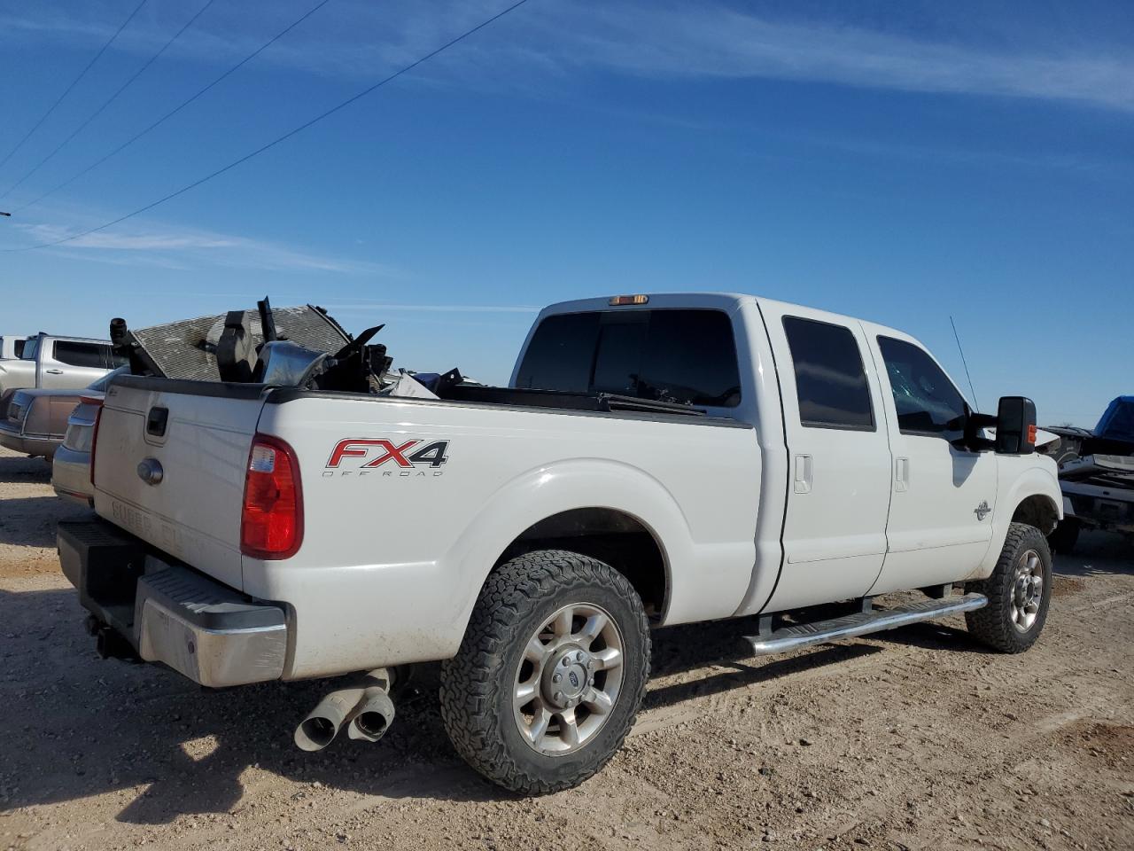 Photo 2 VIN: 1FT7W2BTXFEC24100 - FORD F250 