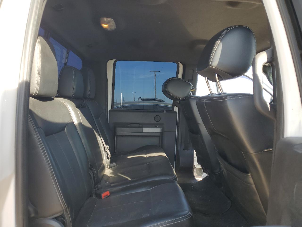 Photo 9 VIN: 1FT7W2BTXFEC24100 - FORD F250 