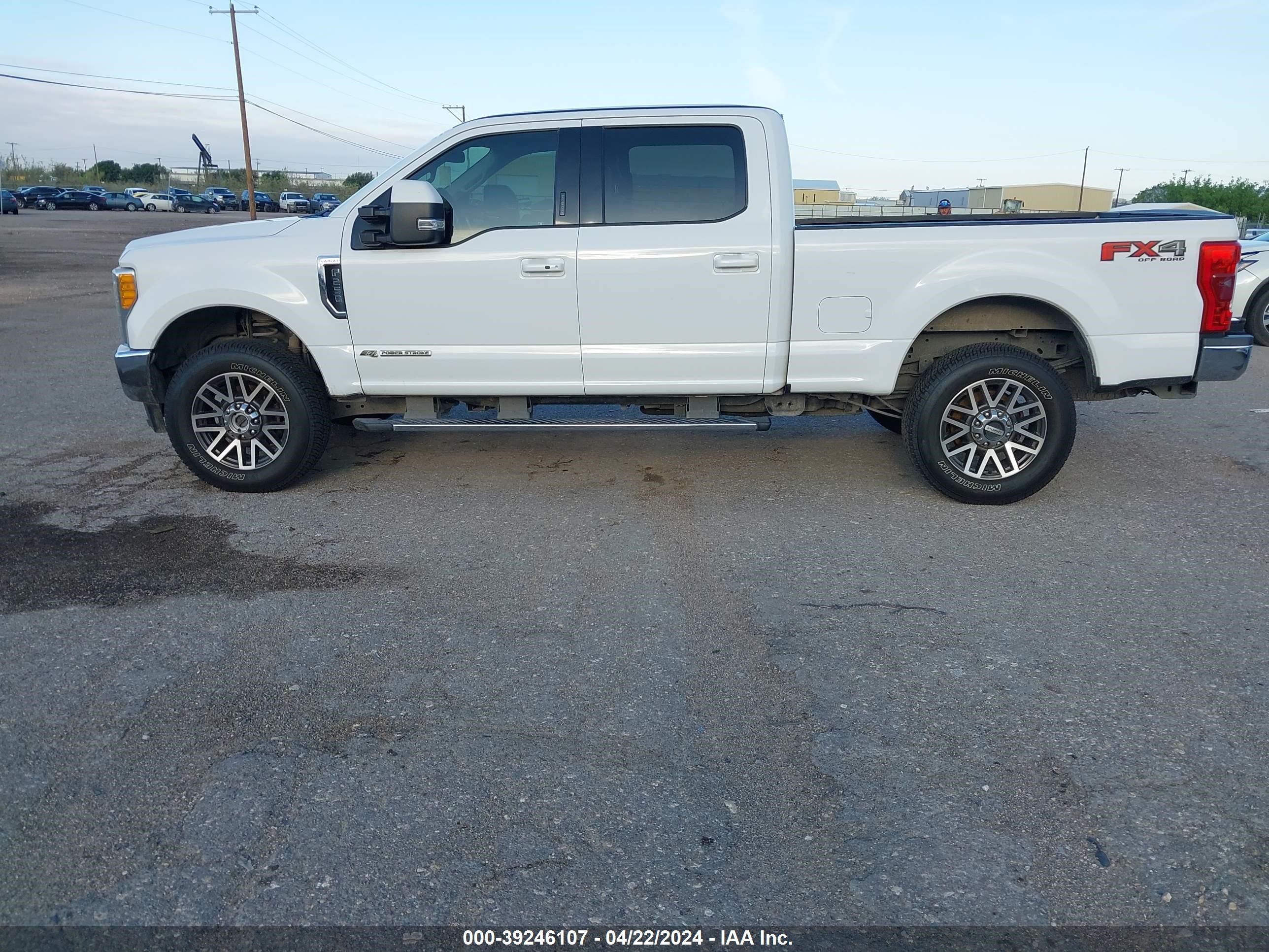 Photo 13 VIN: 1FT7W2BTXHEE02011 - FORD F250 