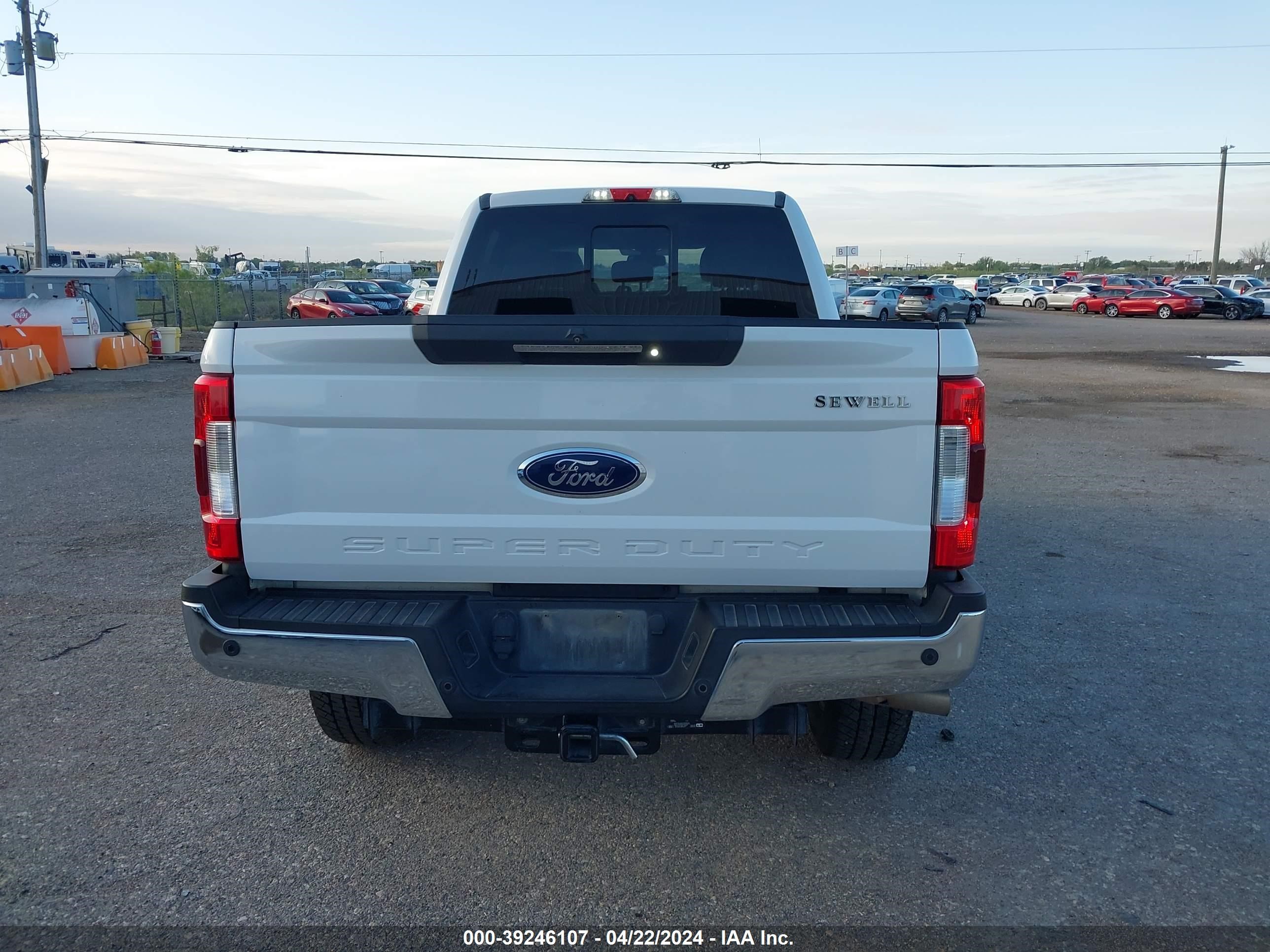 Photo 15 VIN: 1FT7W2BTXHEE02011 - FORD F250 