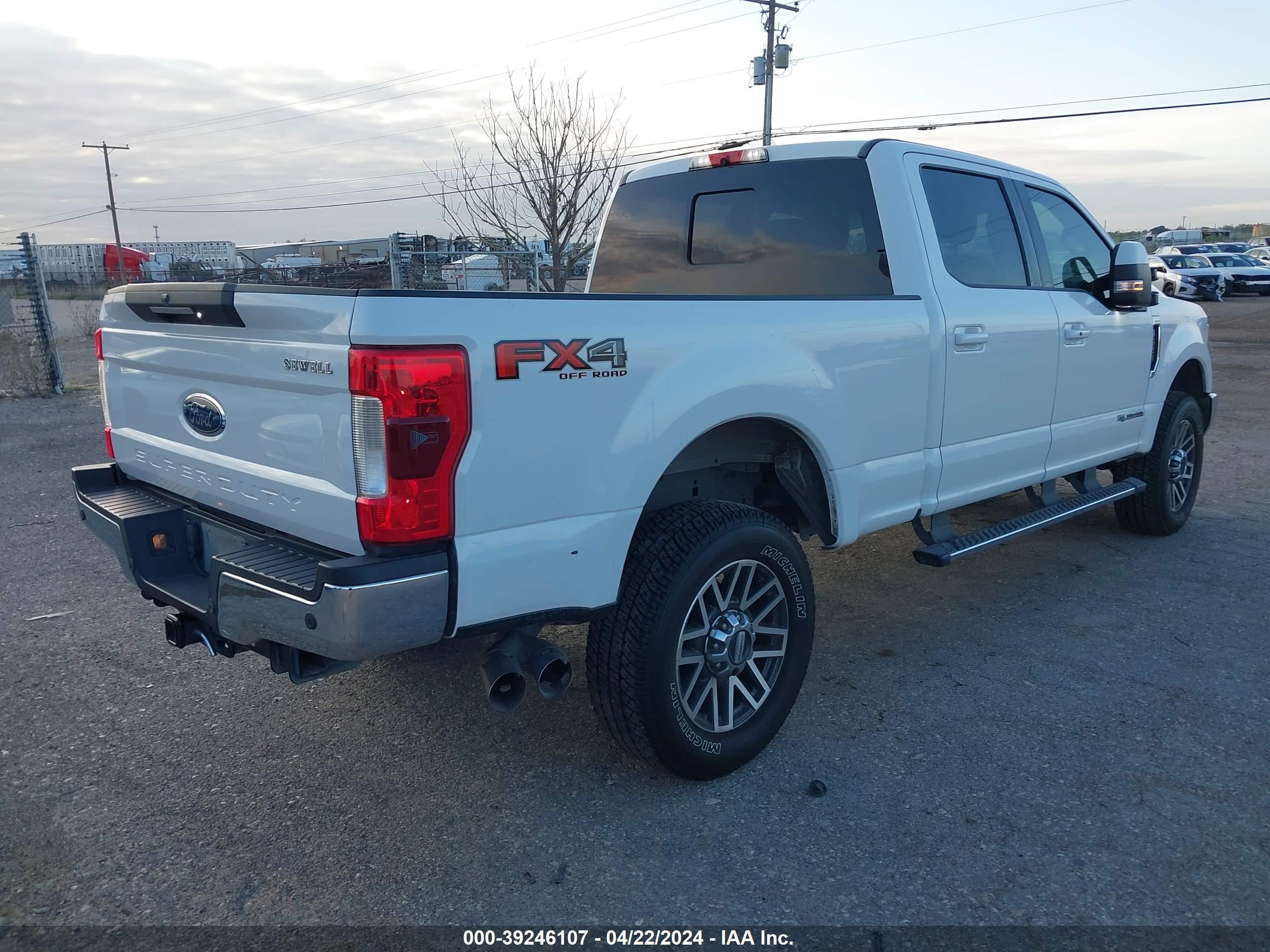 Photo 3 VIN: 1FT7W2BTXHEE02011 - FORD F250 