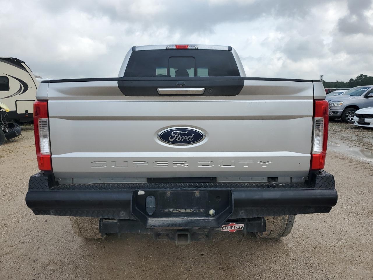 Photo 5 VIN: 1FT7W2BTXHEE68560 - FORD F250 