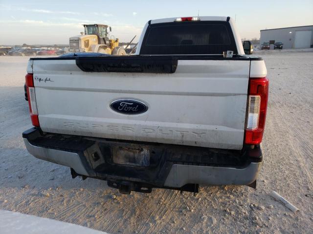 Photo 5 VIN: 1FT7W2BTXJEC89148 - FORD F250 SUPER 