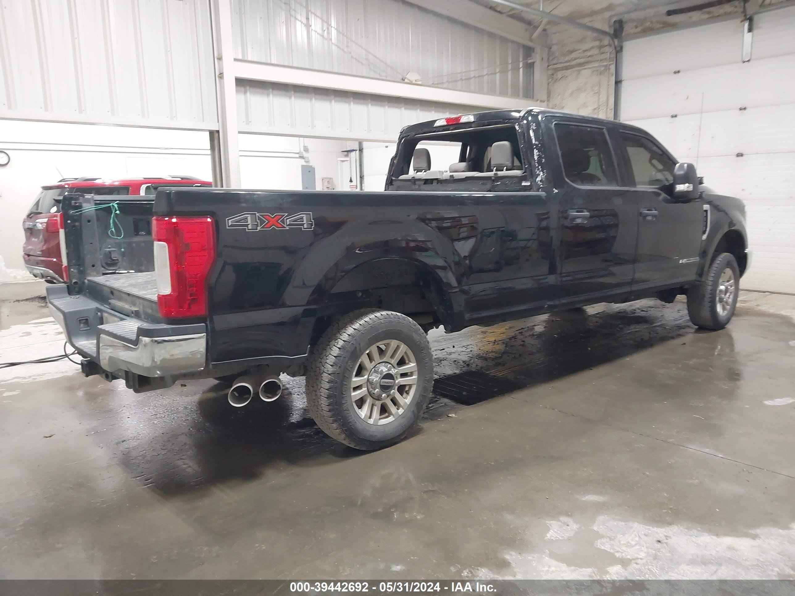 Photo 3 VIN: 1FT7W2BTXKEC10675 - FORD F250 