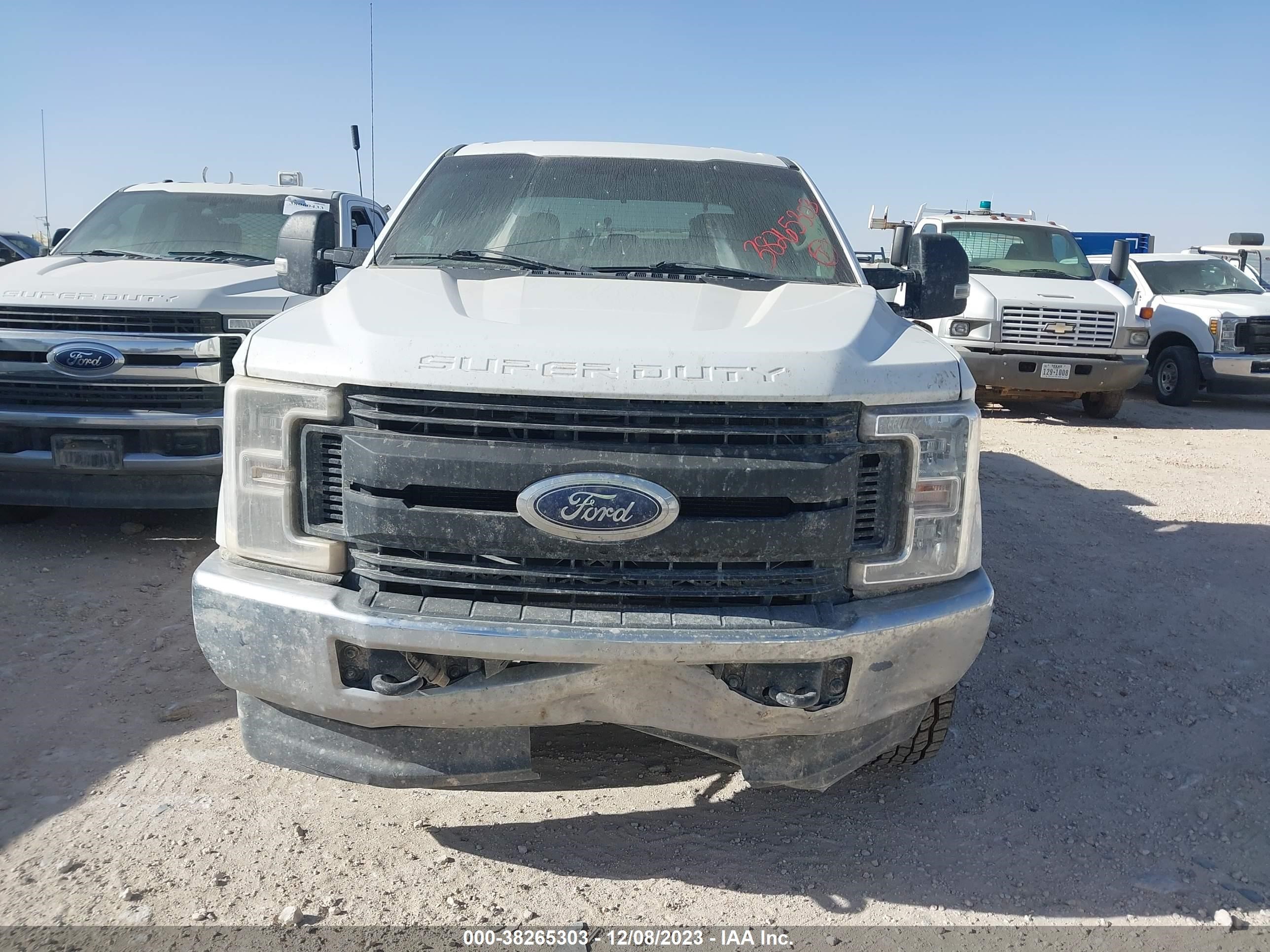 Photo 11 VIN: 1FT7W2BTXKEC81097 - FORD F250 