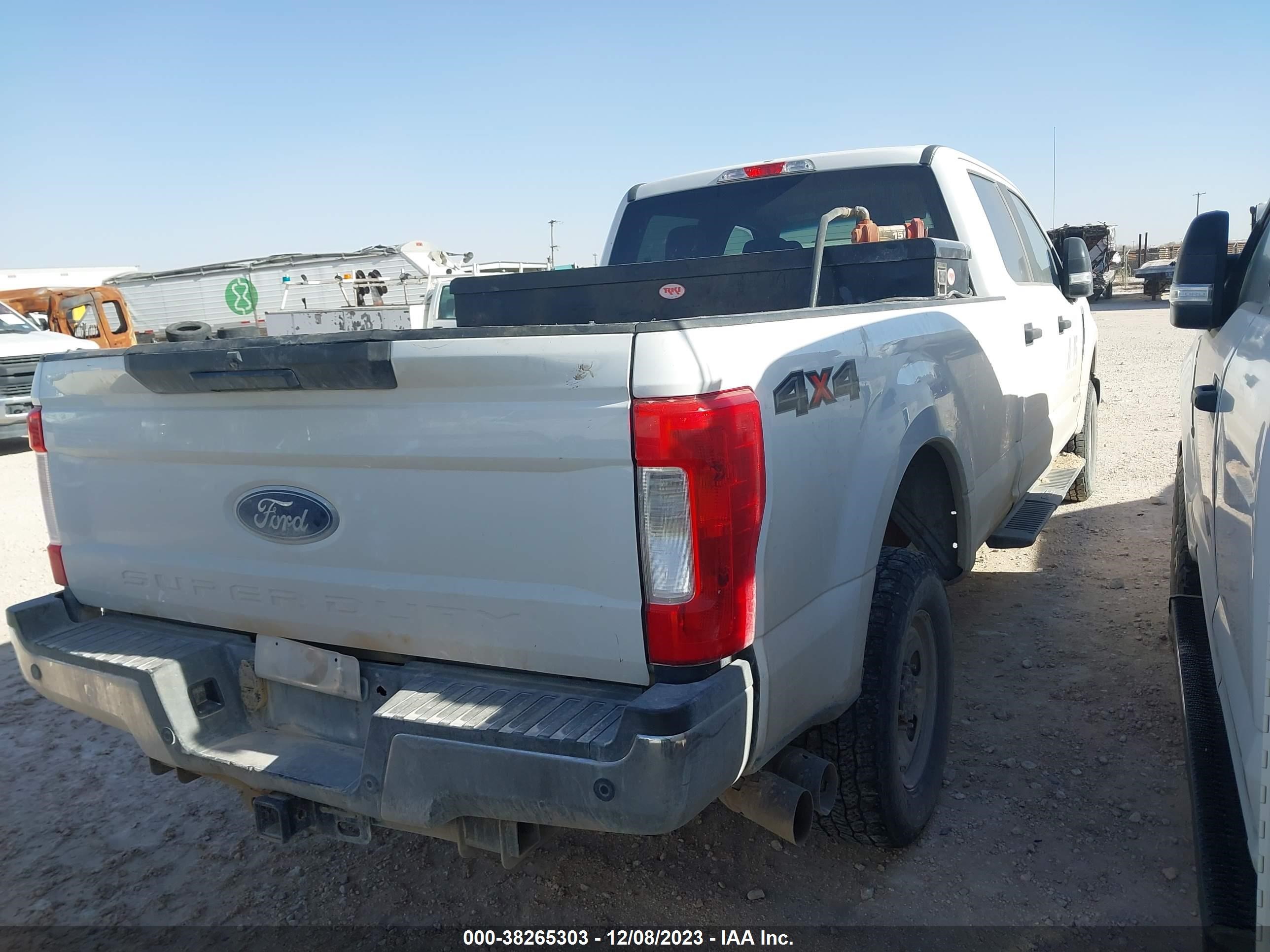 Photo 3 VIN: 1FT7W2BTXKEC81097 - FORD F250 