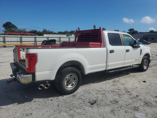 Photo 2 VIN: 1FT7W3AT3JEC82520 - FORD F350 SUPER 