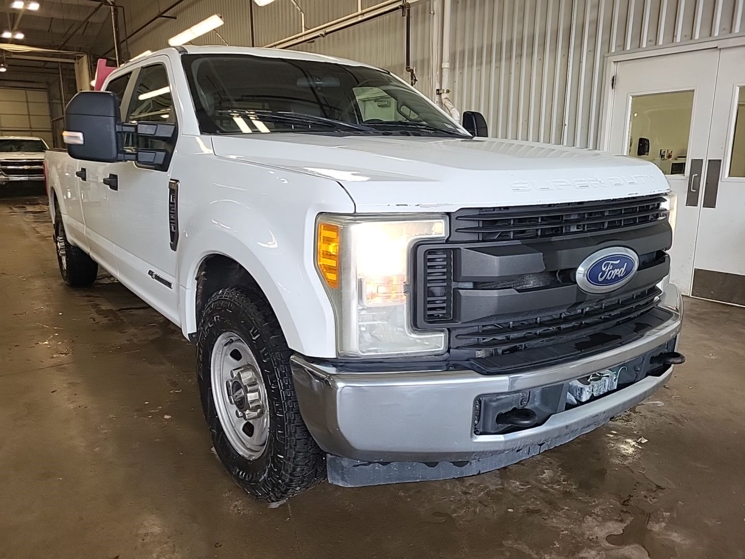 Photo 9 VIN: 1FT7W3AT8HED72448 - FORD F350 