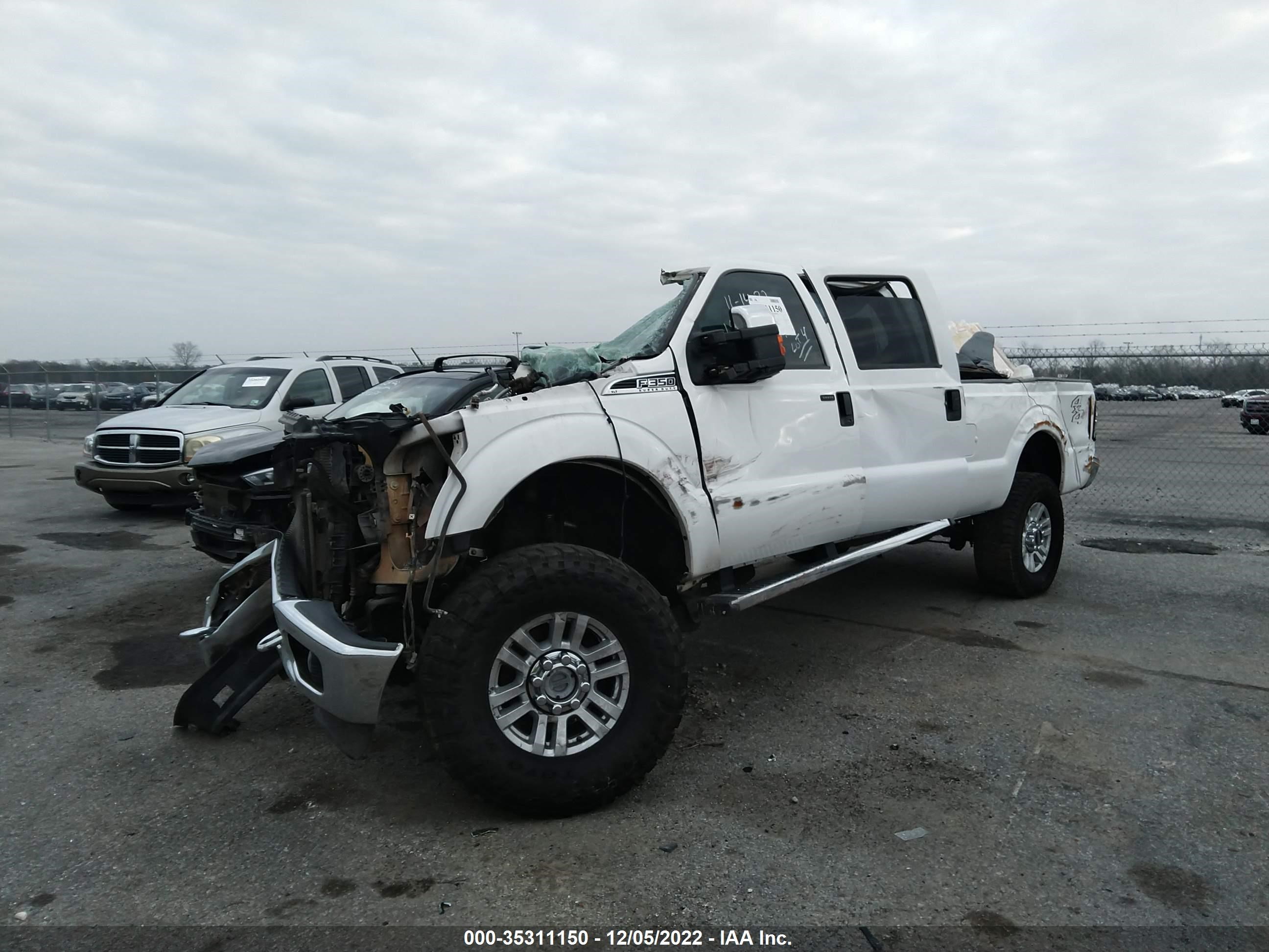 Photo 1 VIN: 1FT7W3B63FEB44881 - FORD F350 