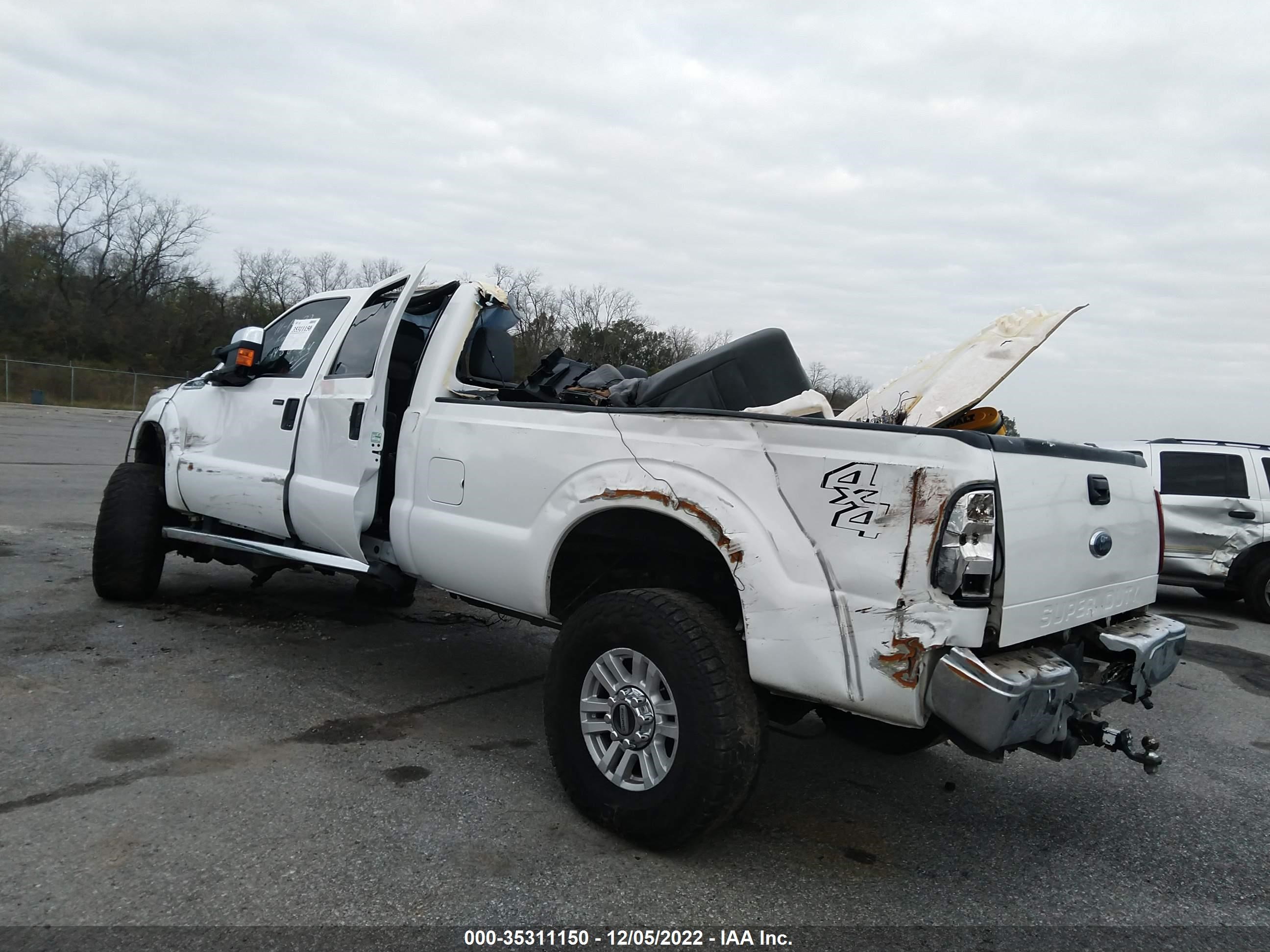 Photo 2 VIN: 1FT7W3B63FEB44881 - FORD F350 