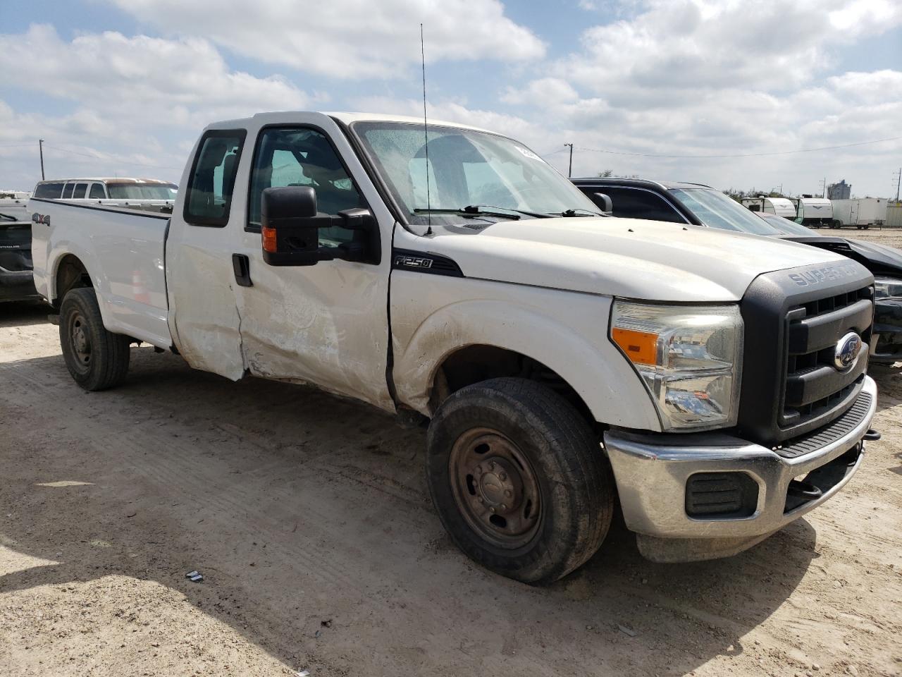 Photo 3 VIN: 1FT7X2A60EEA74263 - FORD F250 