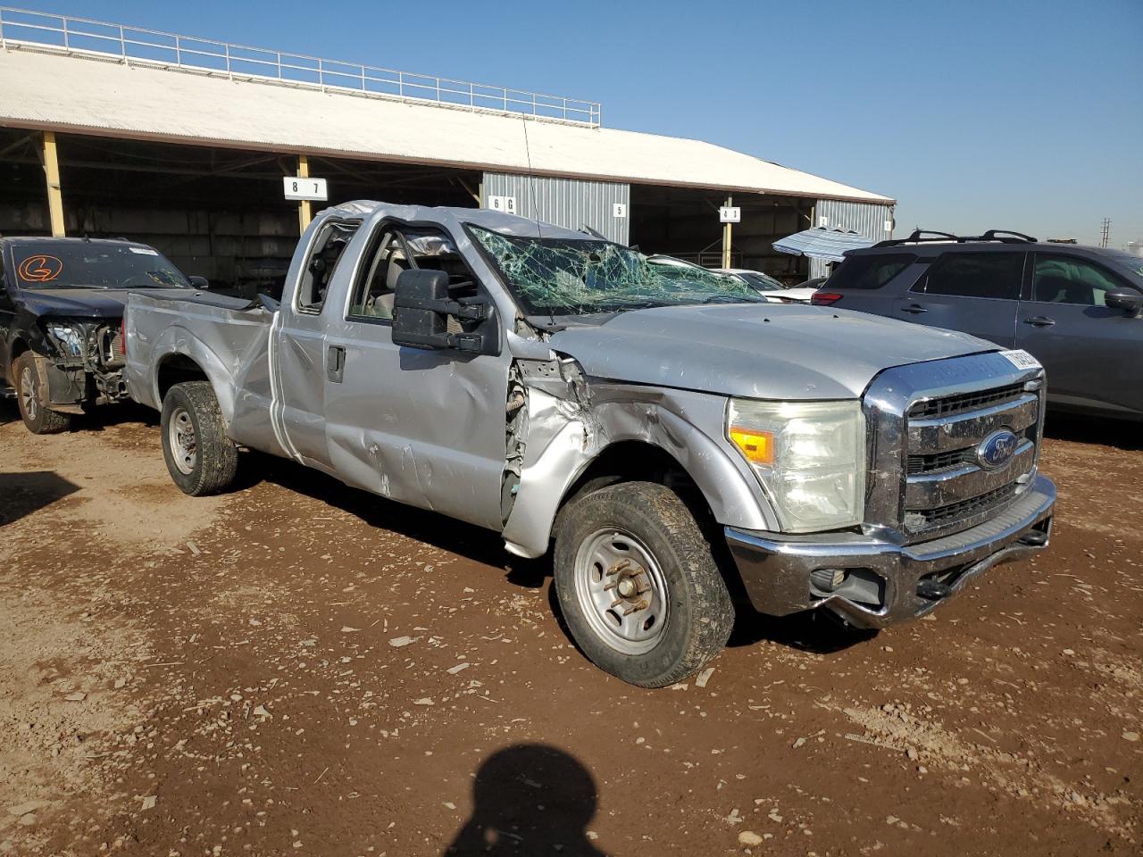 Photo 3 VIN: 1FT7X2A62CEB81540 - FORD F250 